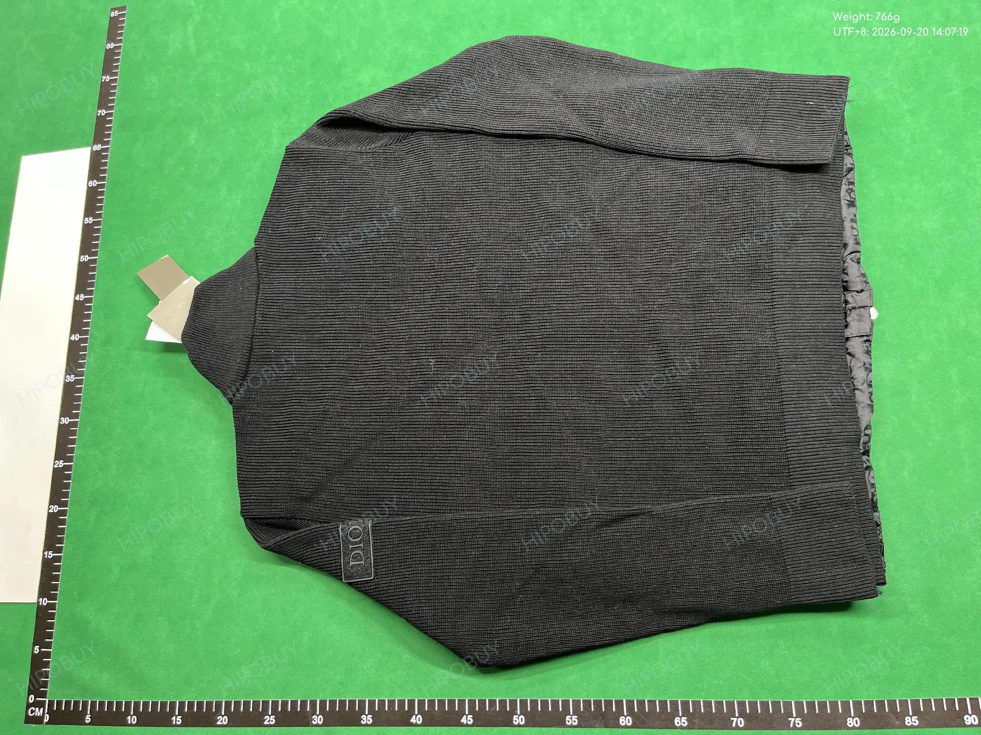 Foto QC 7 de Dior Oblique Knit Puffer Jacket Ribbed Wool Anthracite Grey