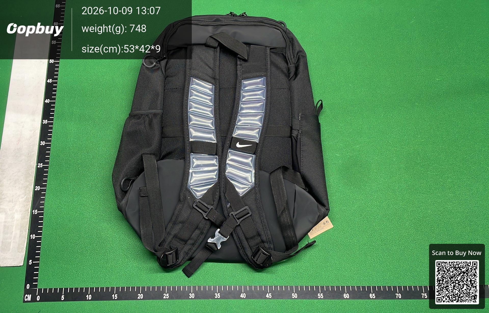 Foto QC 6 de Nike Hoops Elite Pro Backpack 32L White Black Metallic Gold