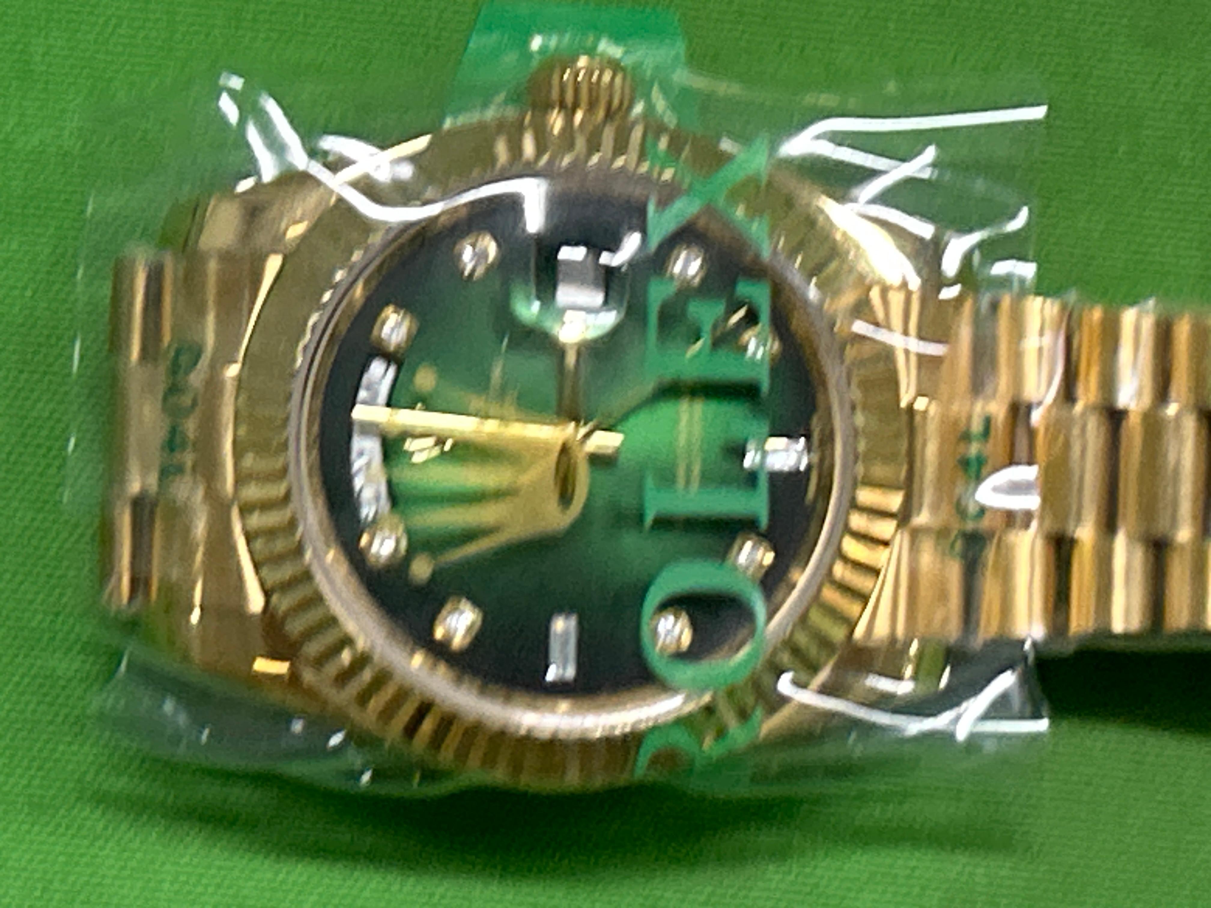 Foto QC 4 de Rolex Day-Date 228236