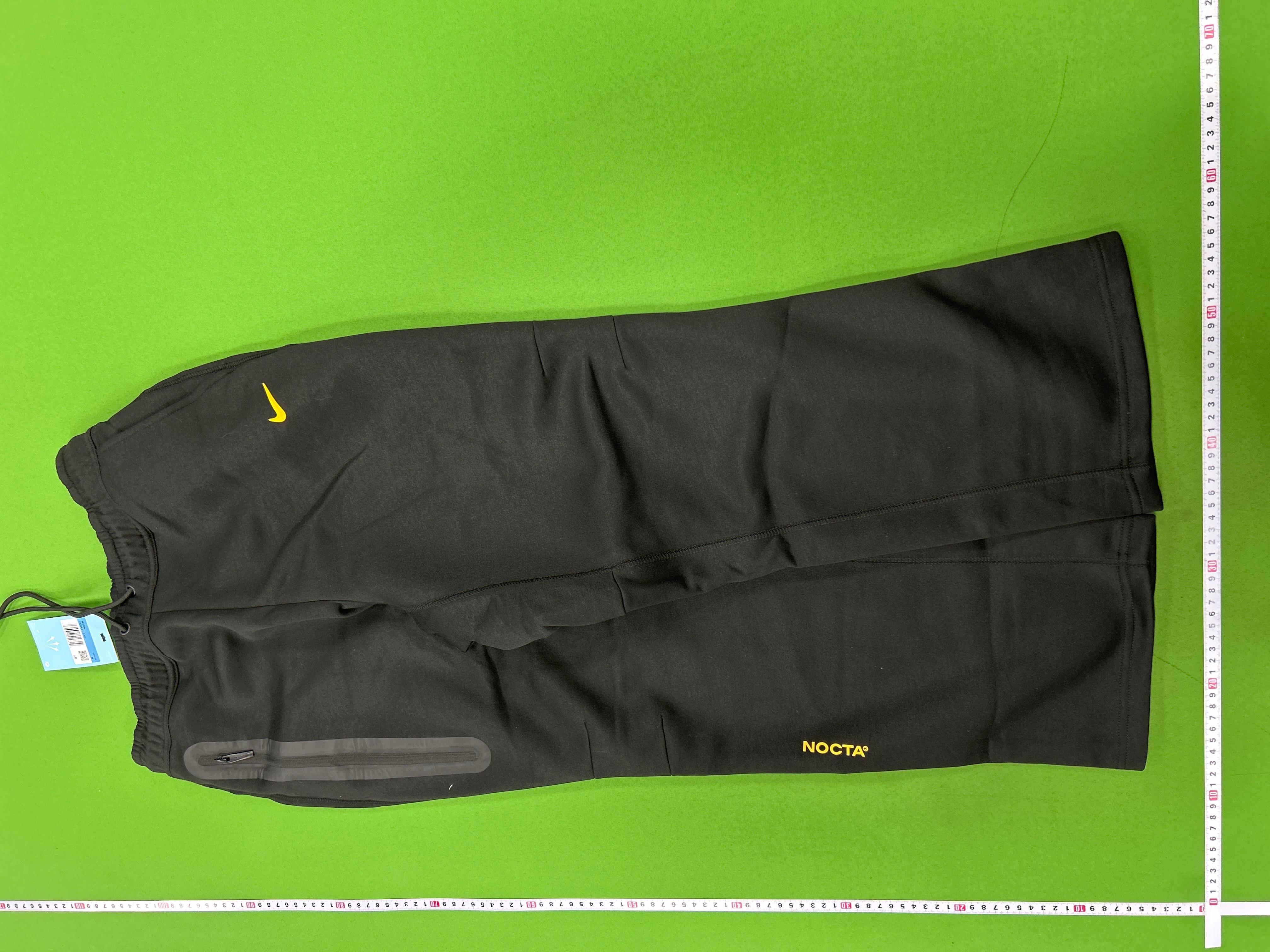 Foto QC 8 de Nike Drake NOCTA Puffer Jacket University Gold