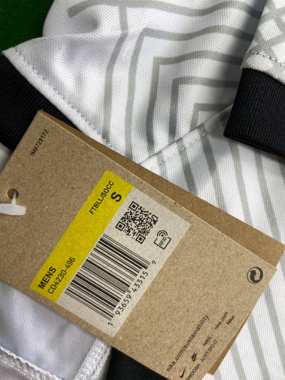 Foto QC 4 de adidas x Real Madrid 2023/24 Goalkeeper Home Jersey Black