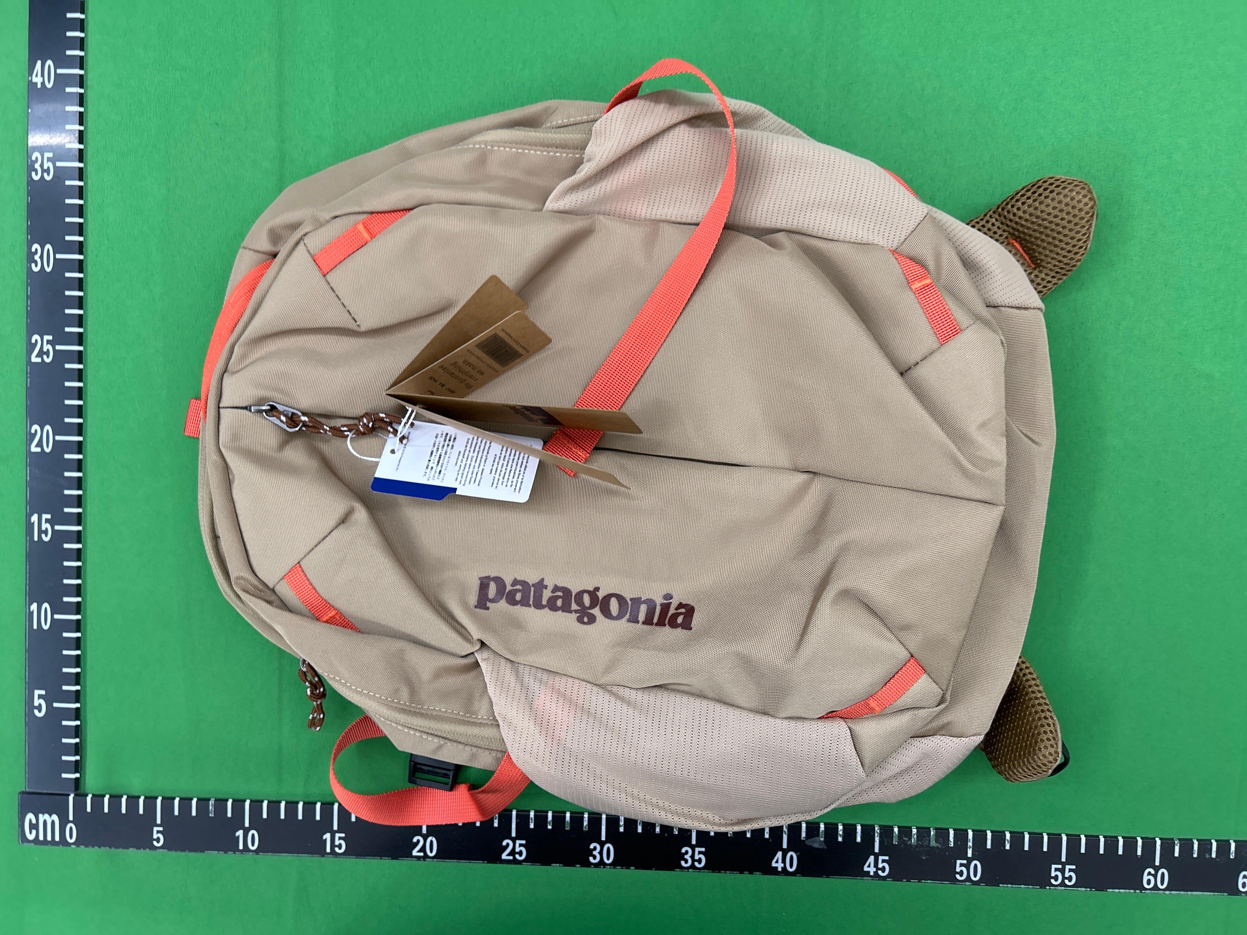 Foto QC 3 de Patagonia Backpack Khaki