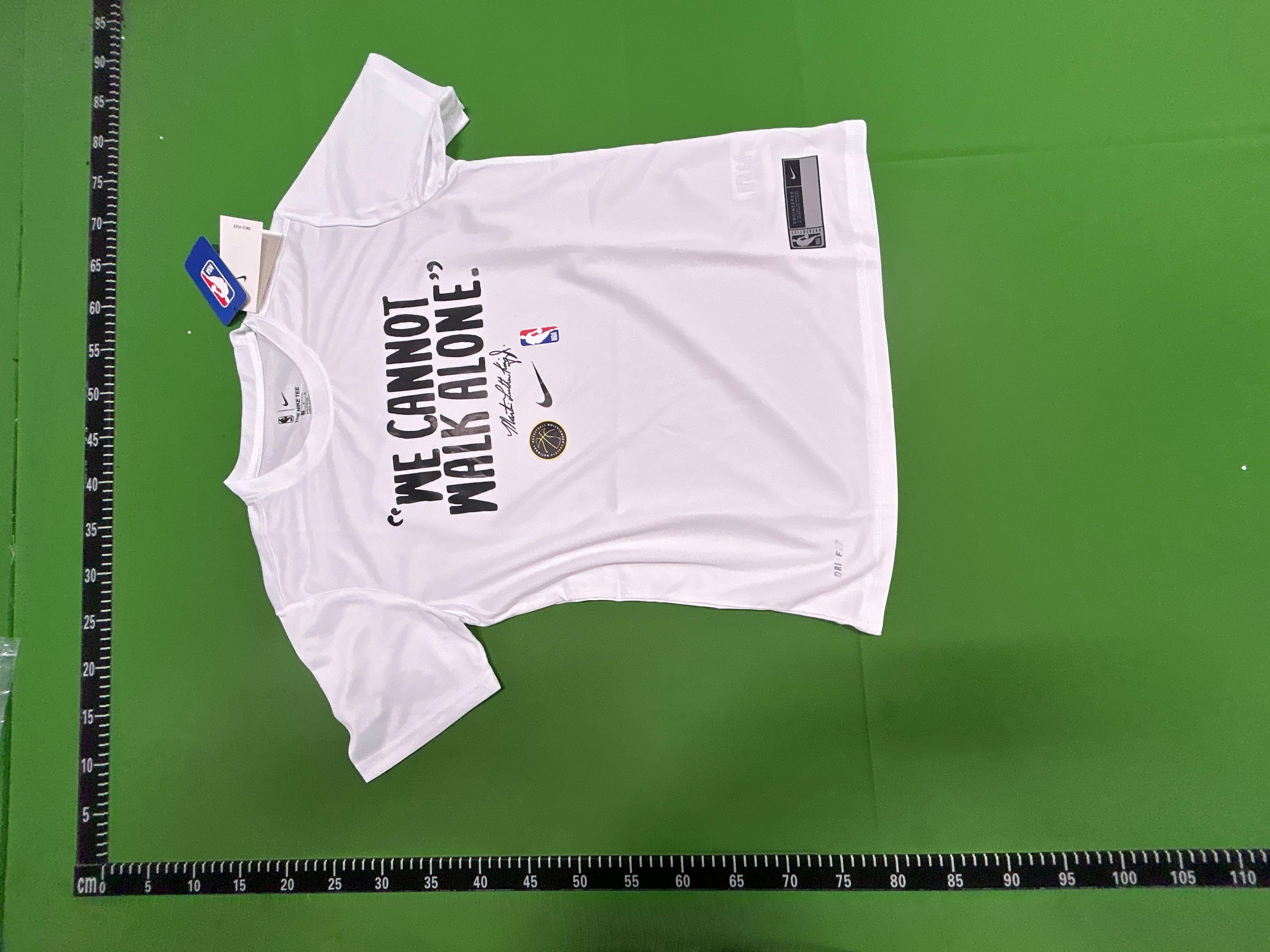 Foto QC 7 de Nike NBA T-shirt Black Lives Matter Grey