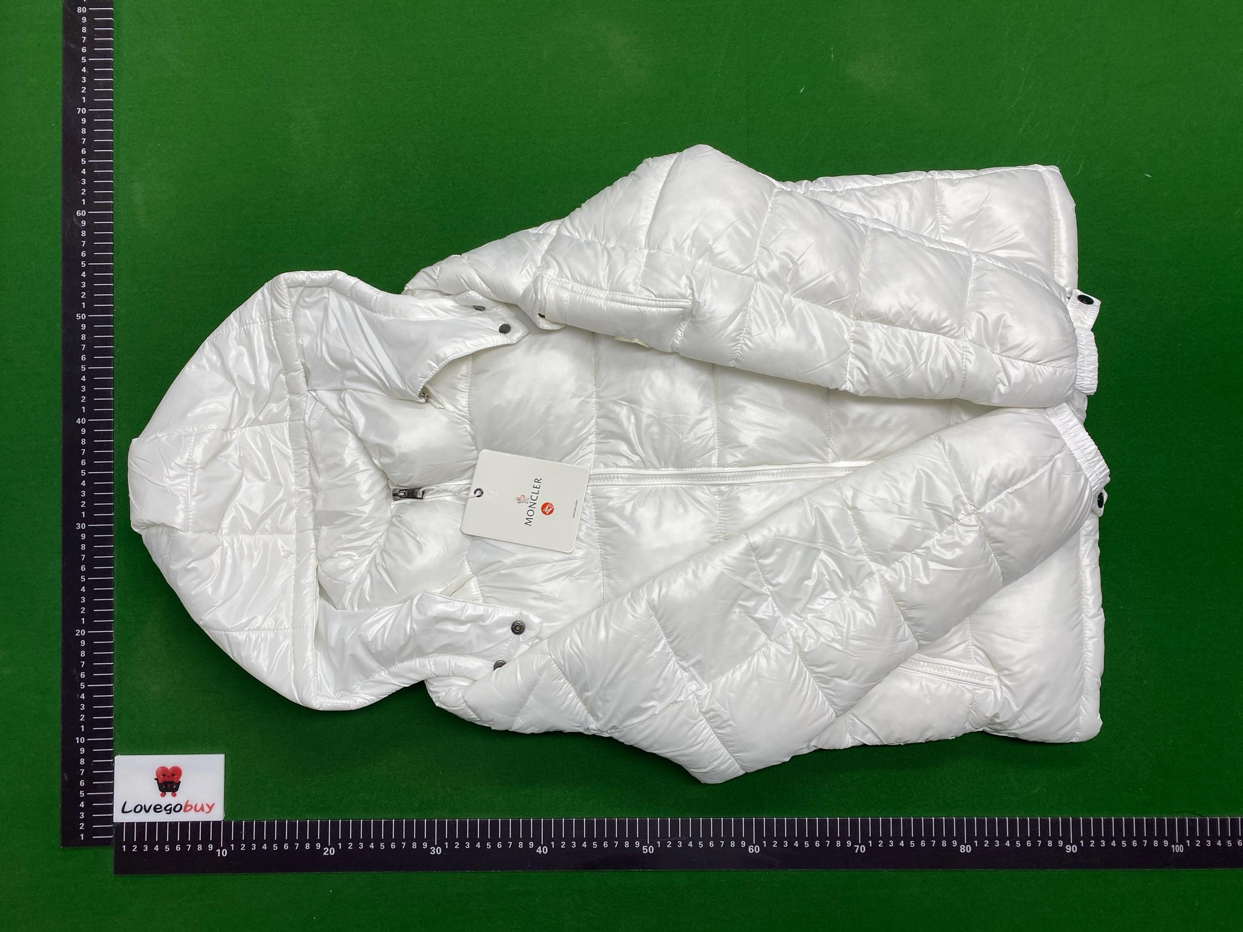 Foto QC 3 de Prada Linea Rossa Hooded Puffer Jacket Light Nylon Black