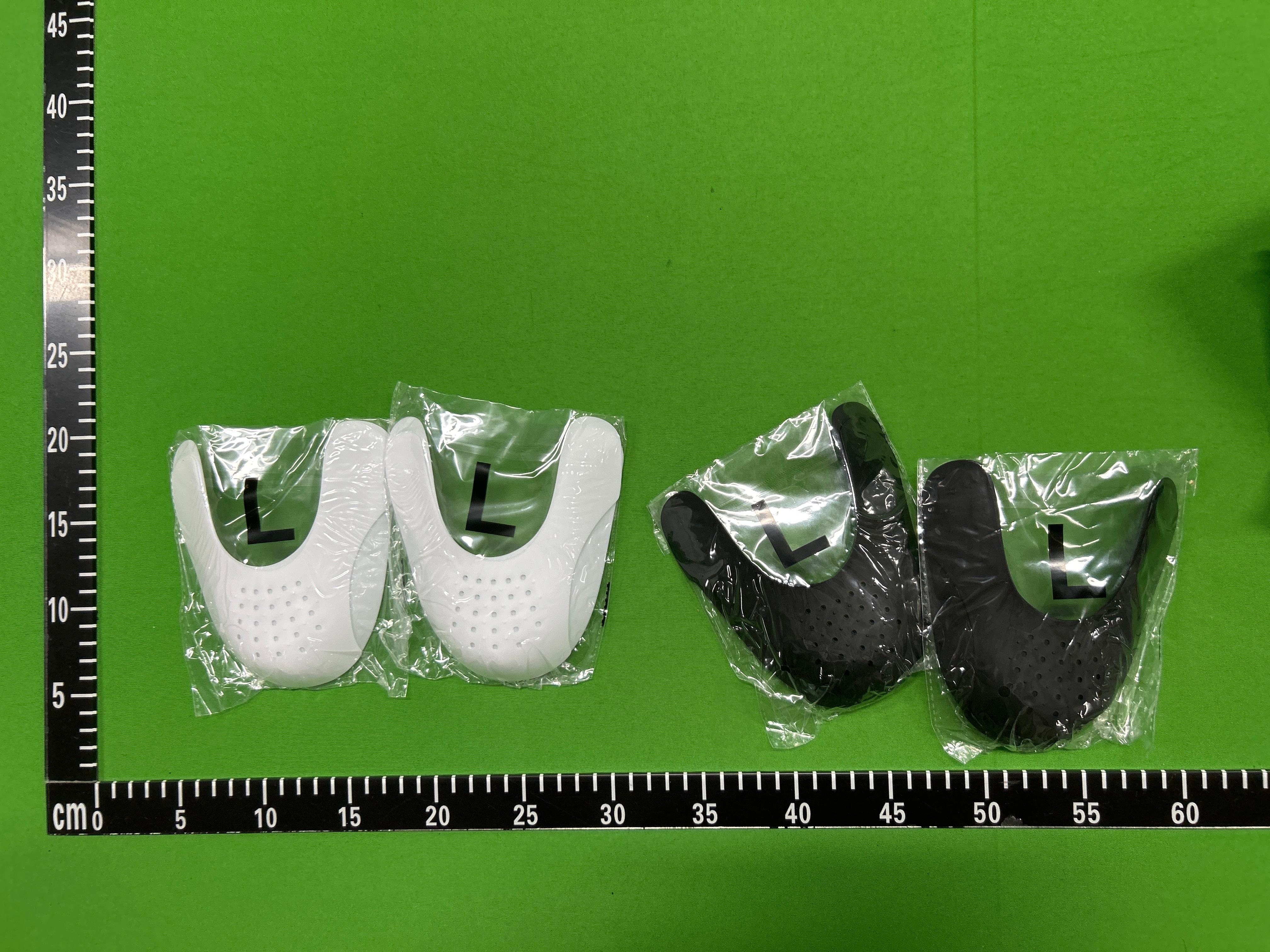 Foto QC 1 de Other Shoe Crease Protectors Black/White