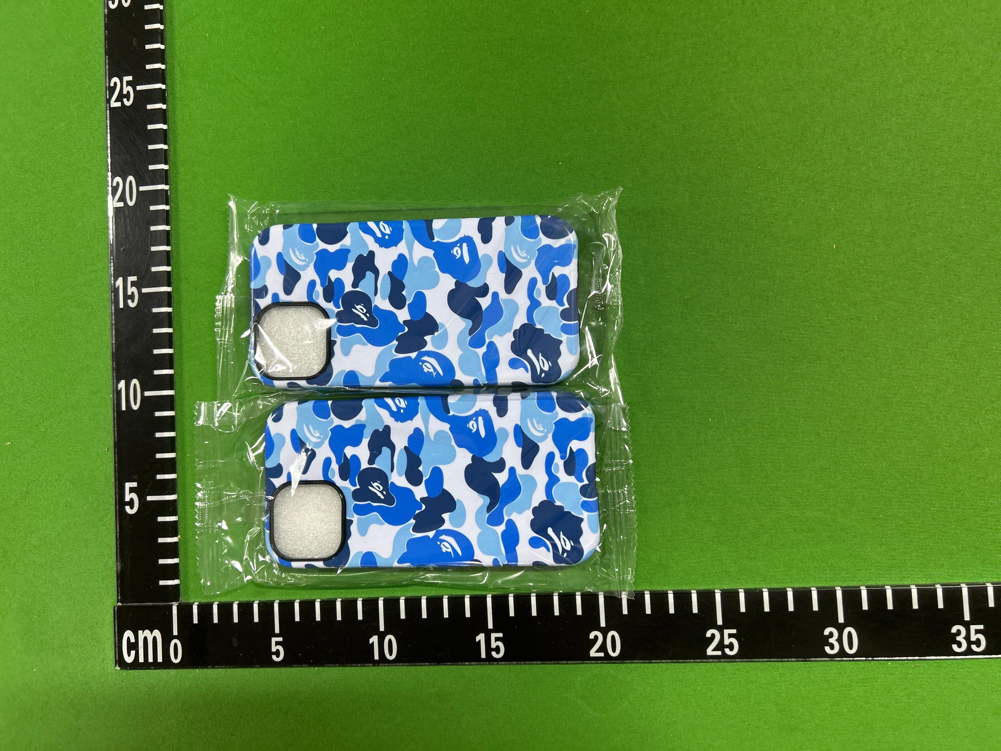 Foto QC 3 de Bape ABC Camo Case for iPhone 17 Blue