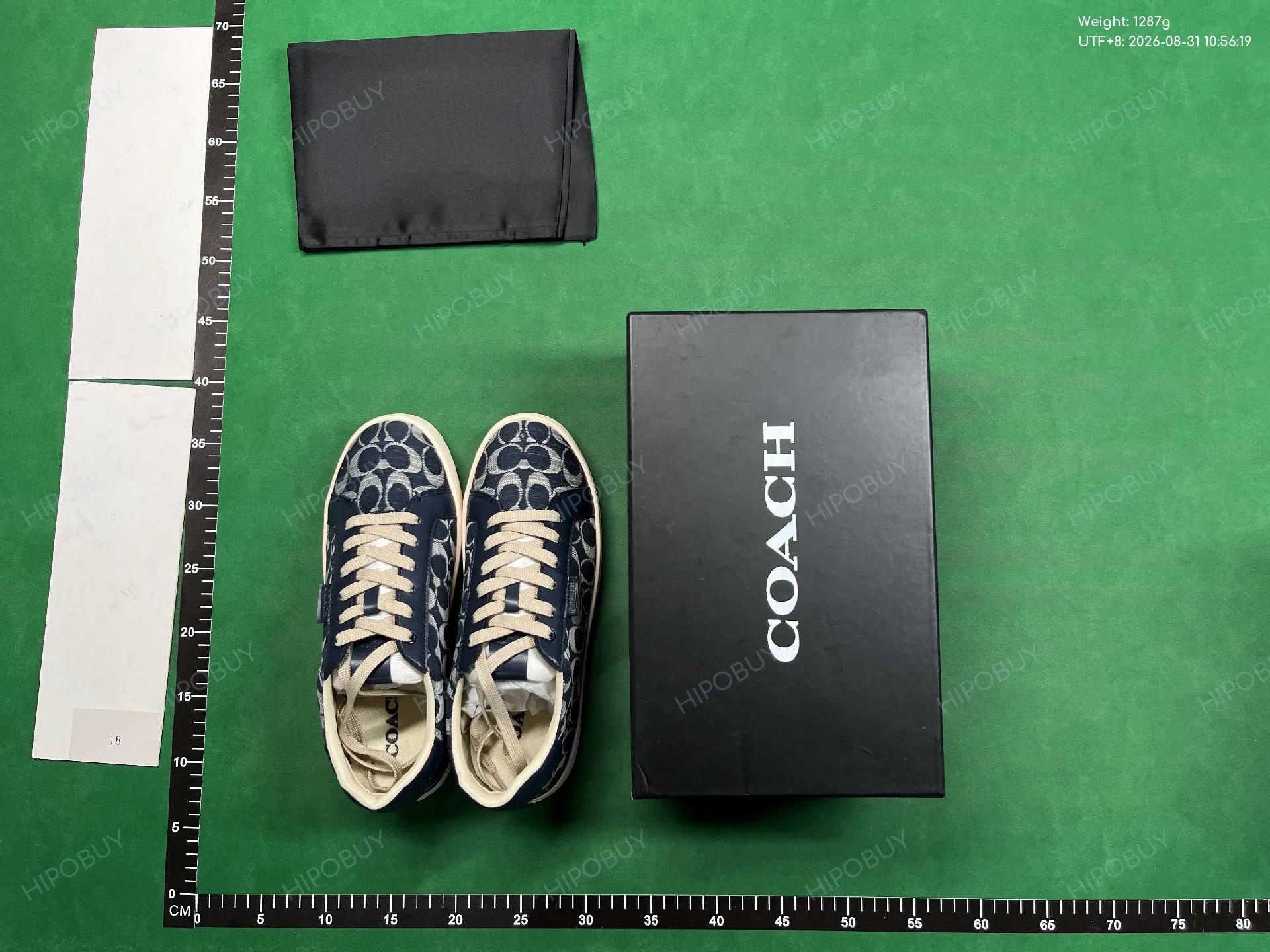Foto QC 1 de Coach Clip Low Signature Canvas Khaki Oak G4949
