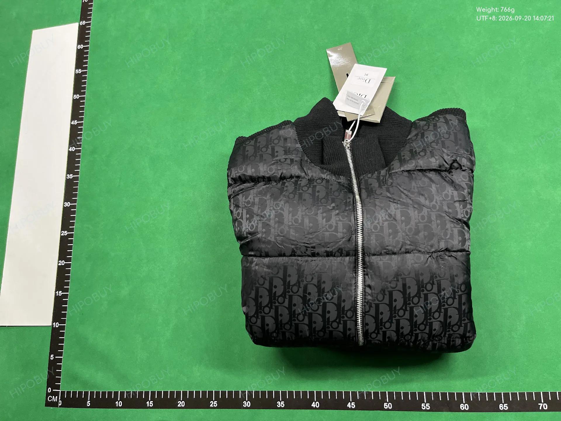 Foto QC 8 de Dior Oblique Knit Puffer Jacket Ribbed Wool Anthracite Grey