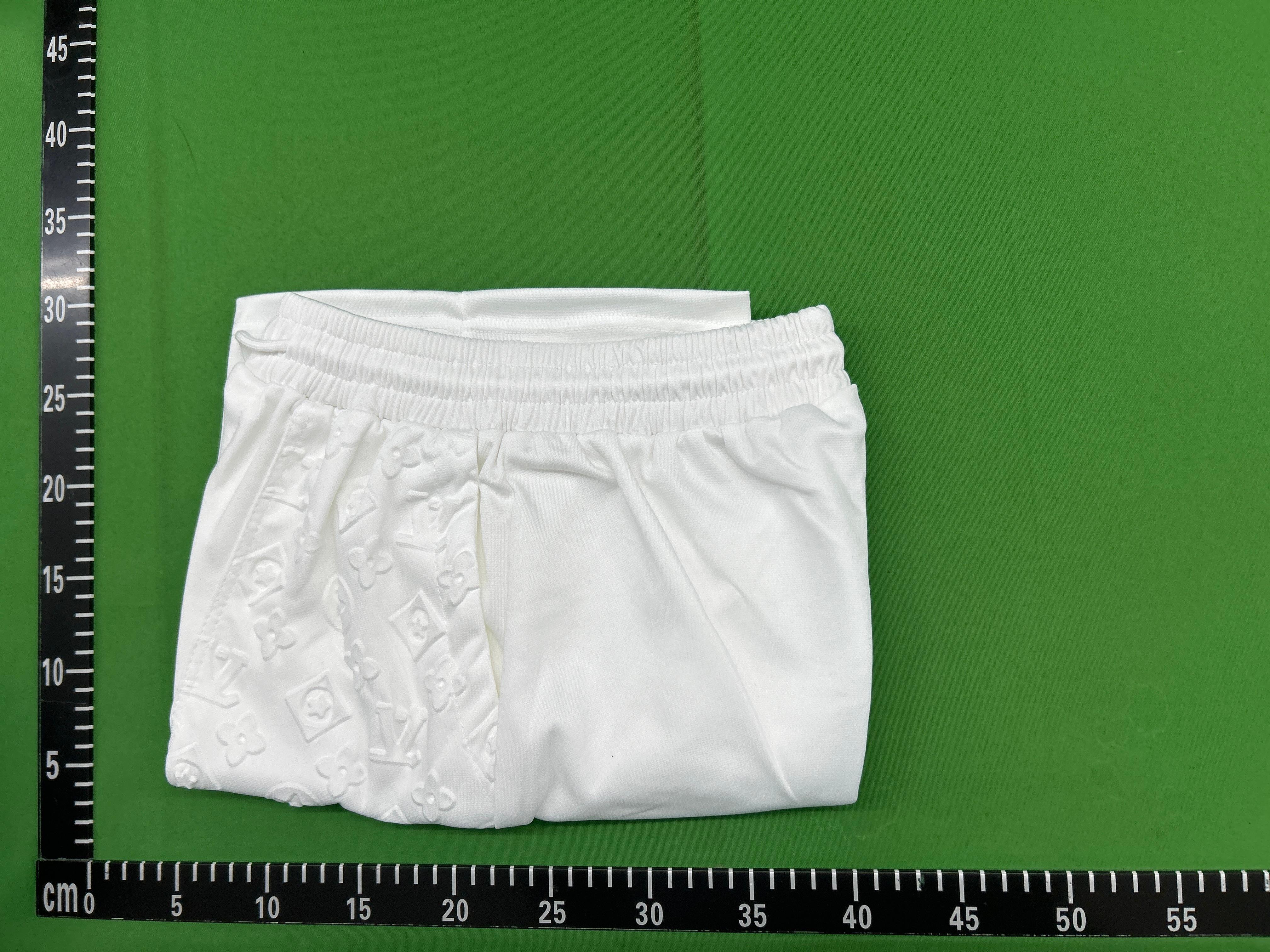 Foto QC 5 de Louis Vuitton Sweat Shorts Monogram Jacquard White