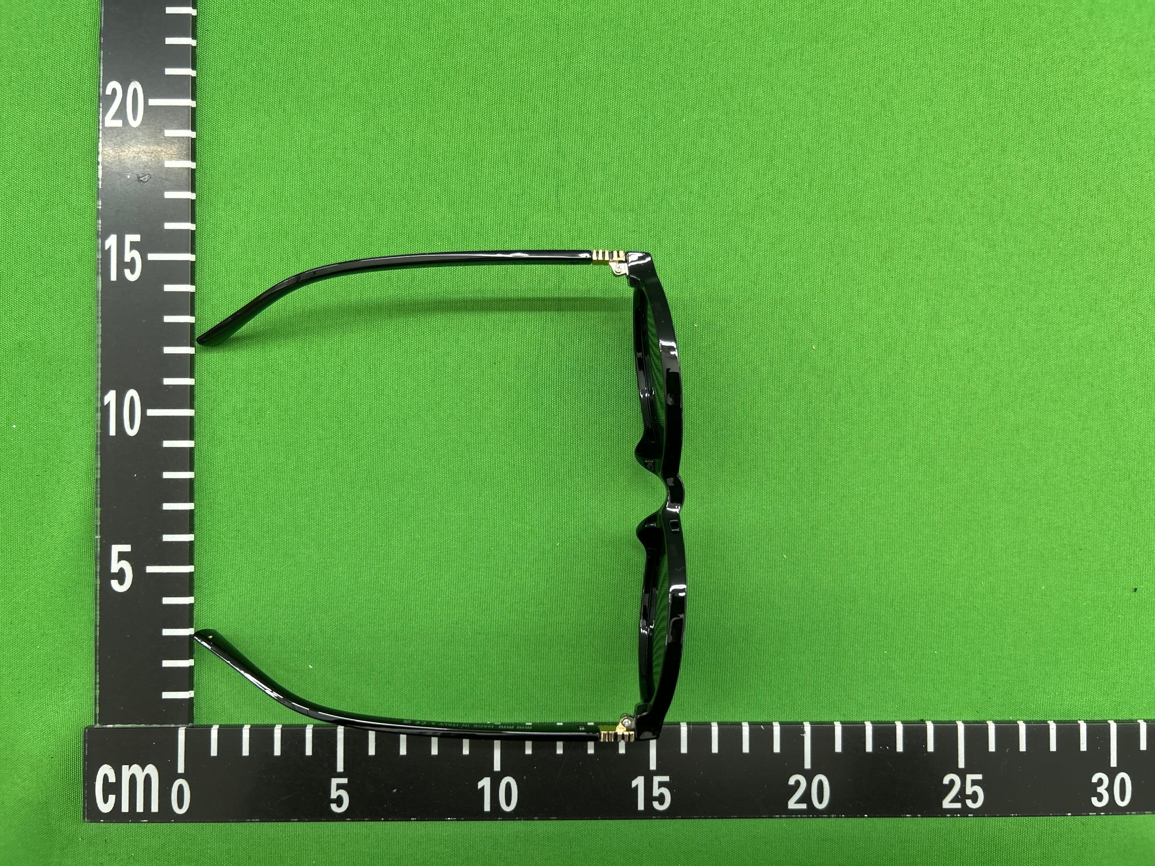 Foto QC 7 de Miu Miu Oval Acetate Sunglasses Tortoise Purple