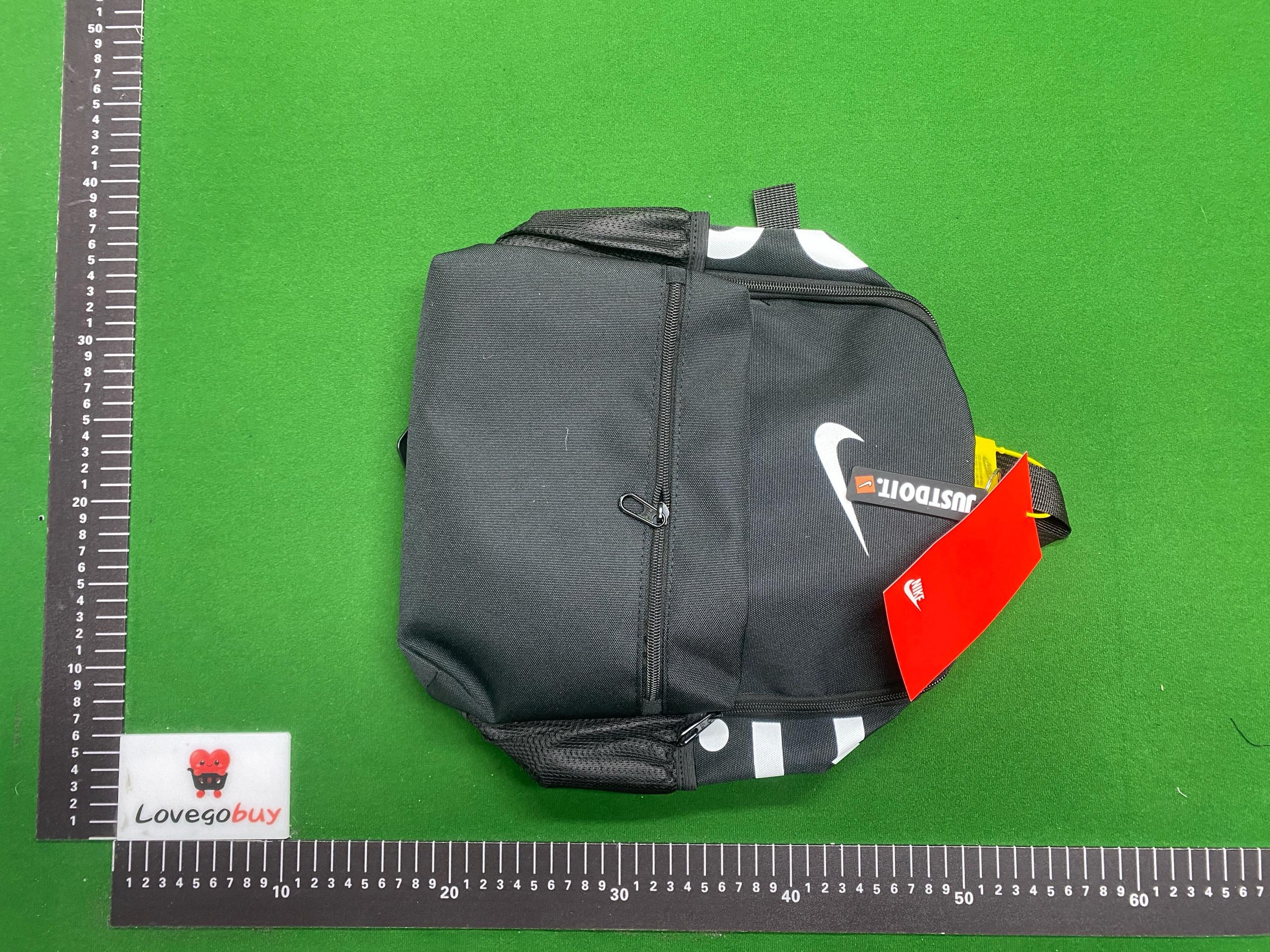 Foto QC 6 de Nike Classic Kids' Backpack 16L Volt