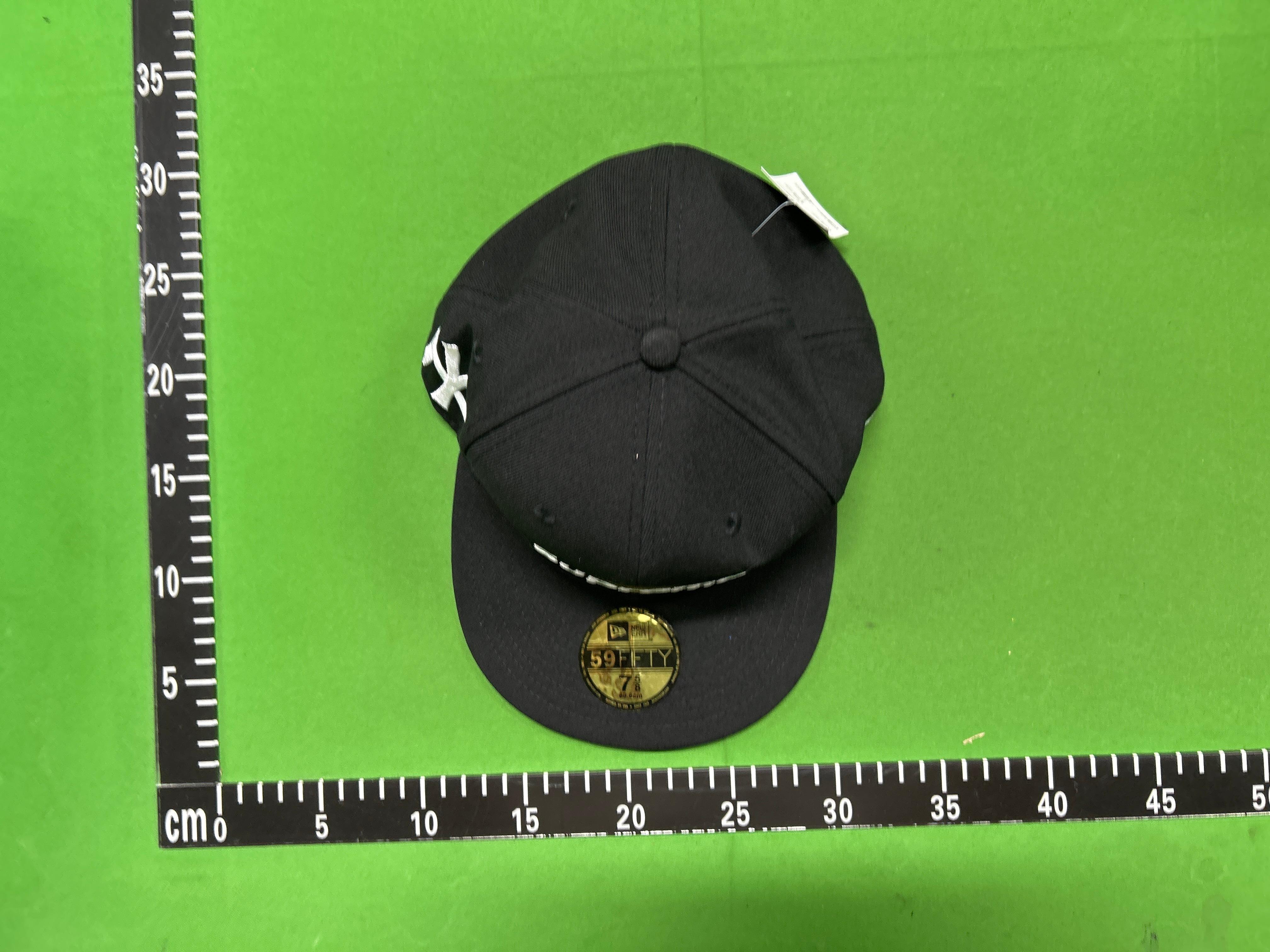 Foto QC 4 de Supreme New York Yankees New Era Box Logo Cap Black