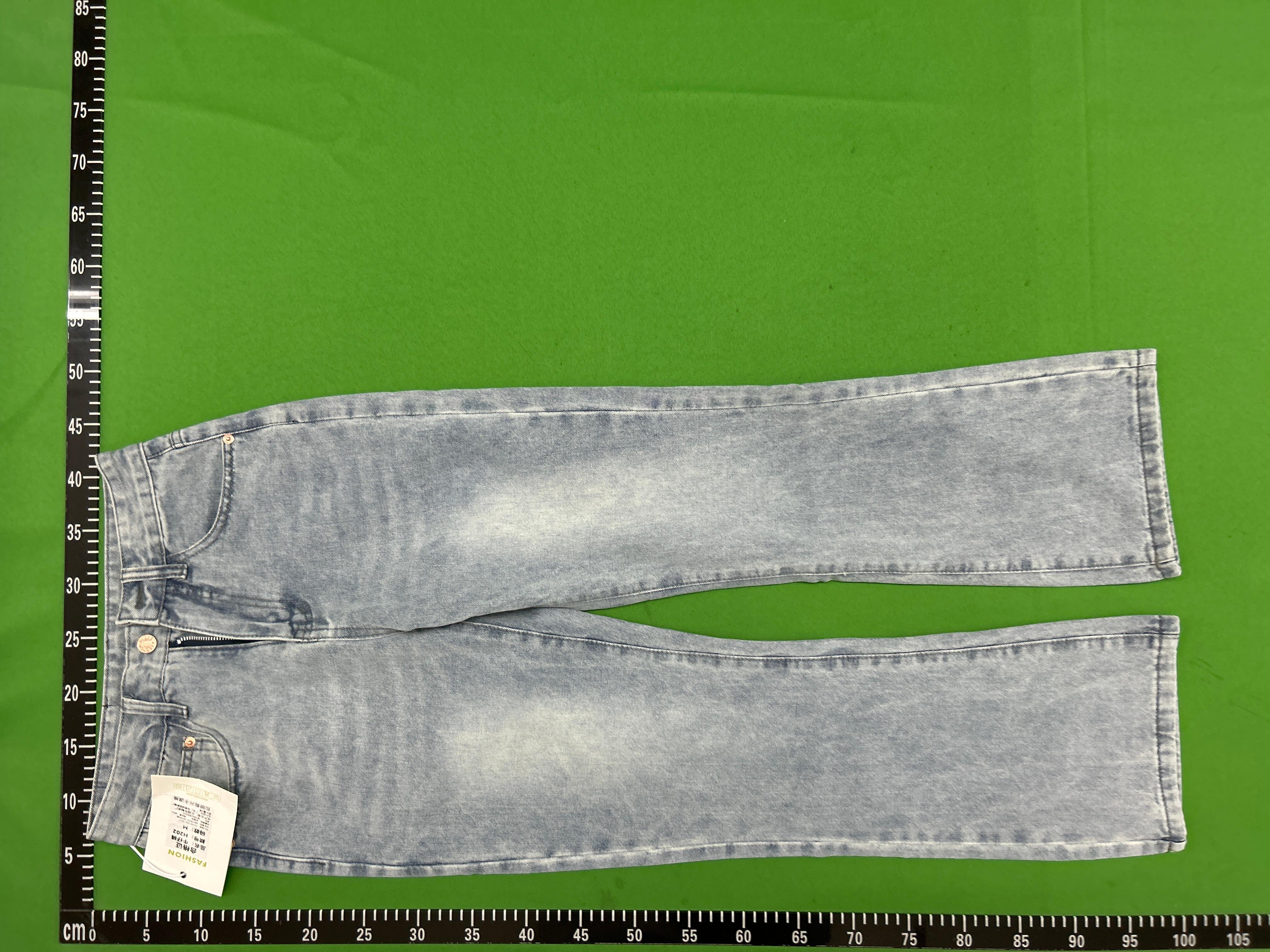 Foto QC 7 de Jeans Clean Fit Micro Flared Snow Wash Blue