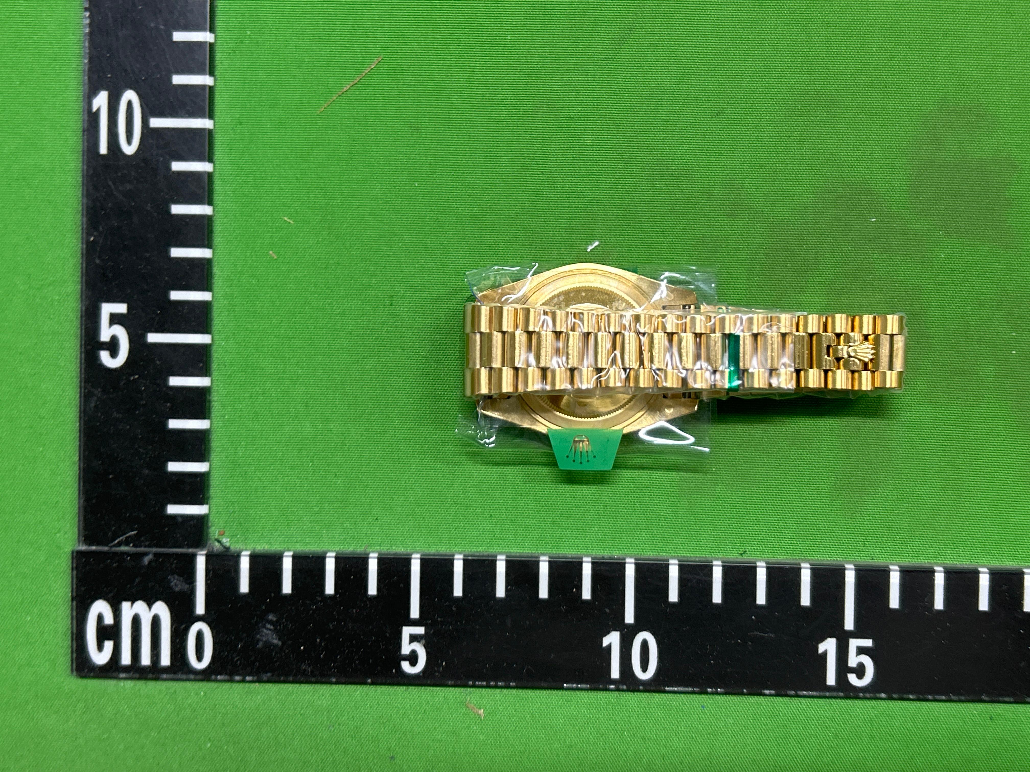 Foto QC 5 de Rolex Day-Date 228236