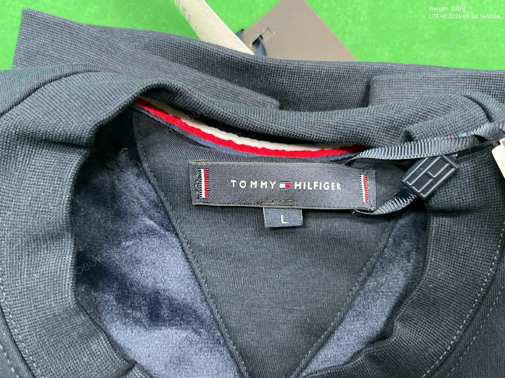 Foto QC 1 de Tommy Hilfiger Crewneck Sweater Logo Grey