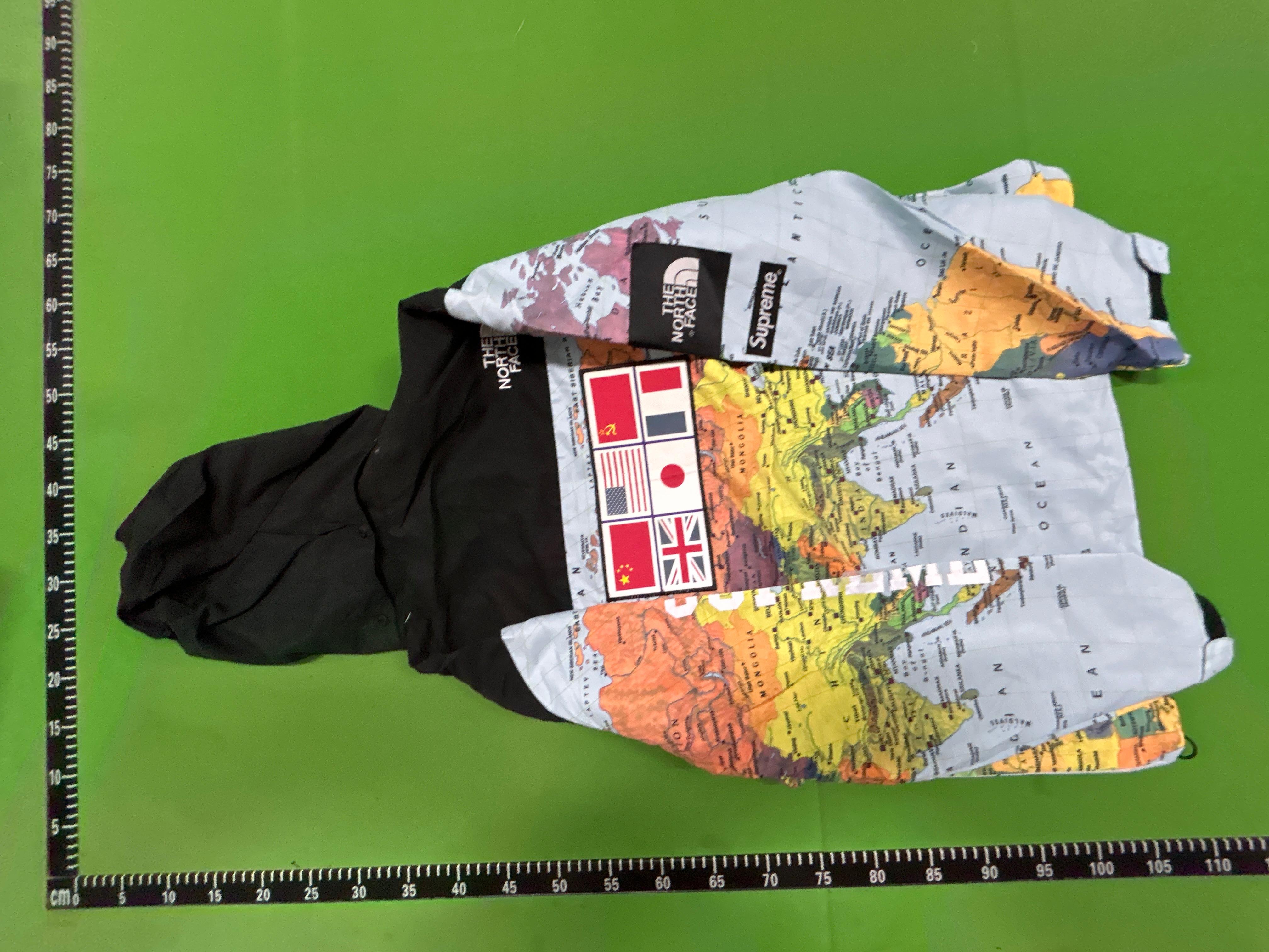 Foto QC 4 de The North Face Supreme Mountain Light Jacket Power Orange