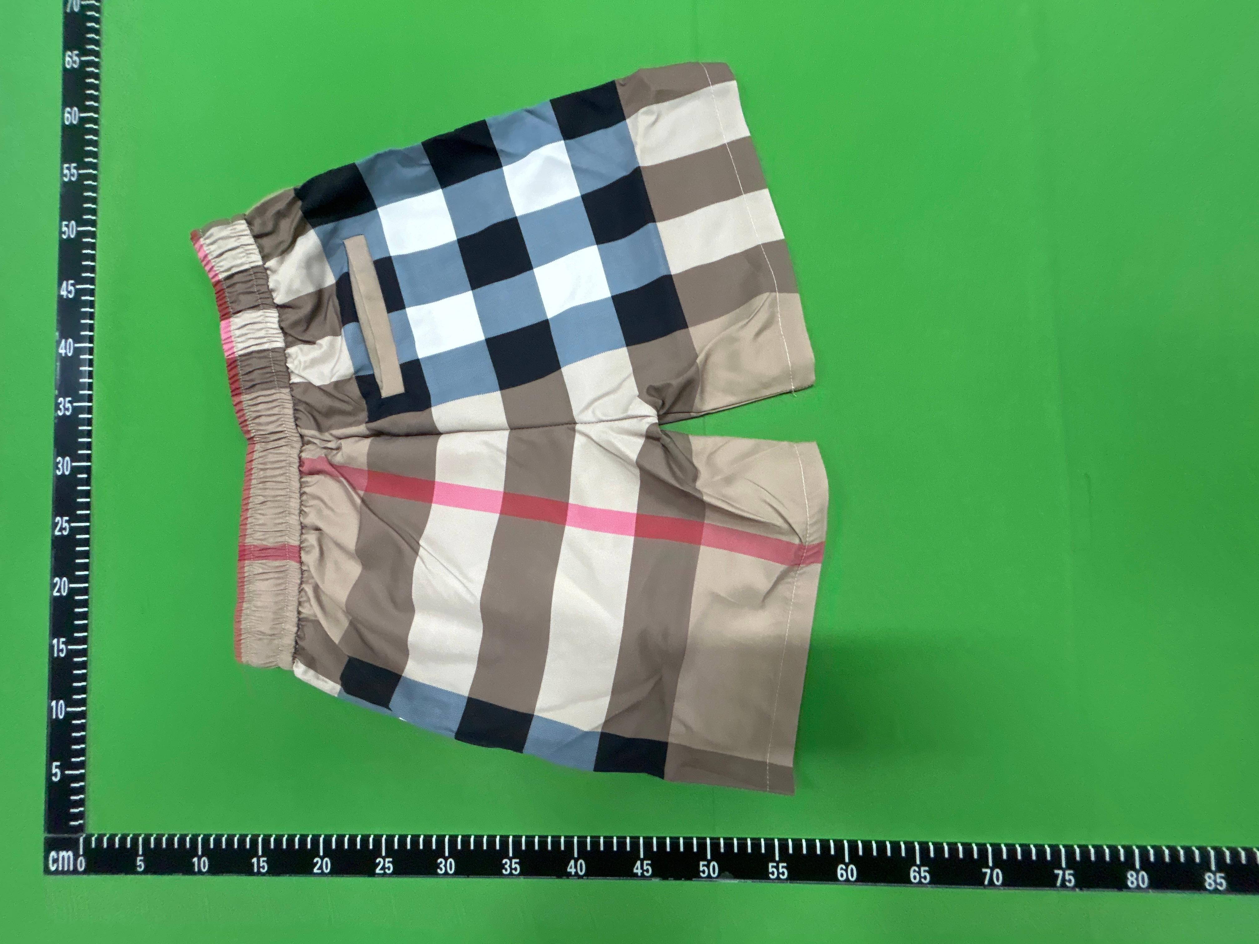 Foto QC 4 de Burberry Shorts Mixed Check Archive Beige