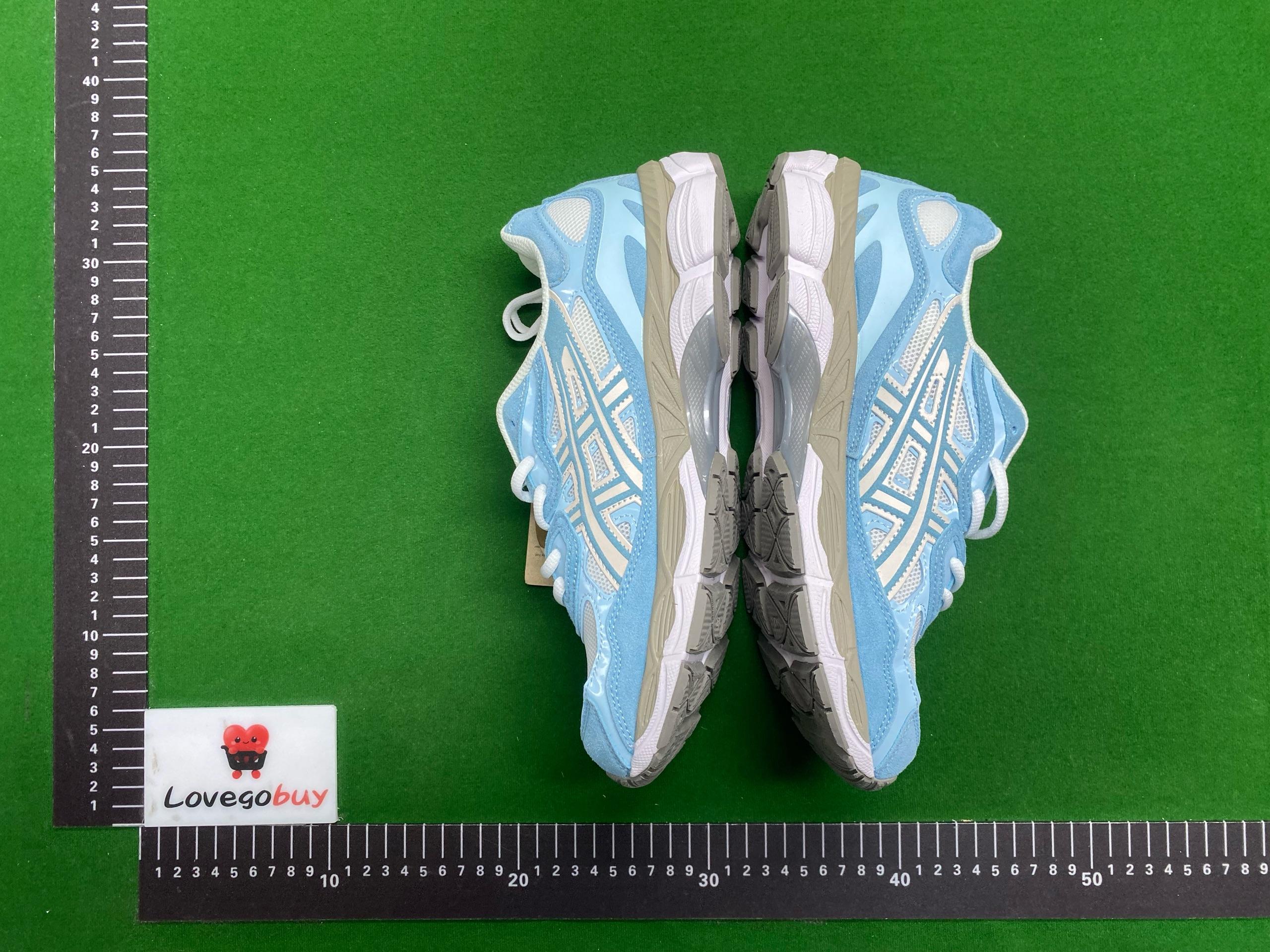 Foto QC 8 de ASICS GEL-NYC Graphite Grey Smoke Grey 1203A383-002