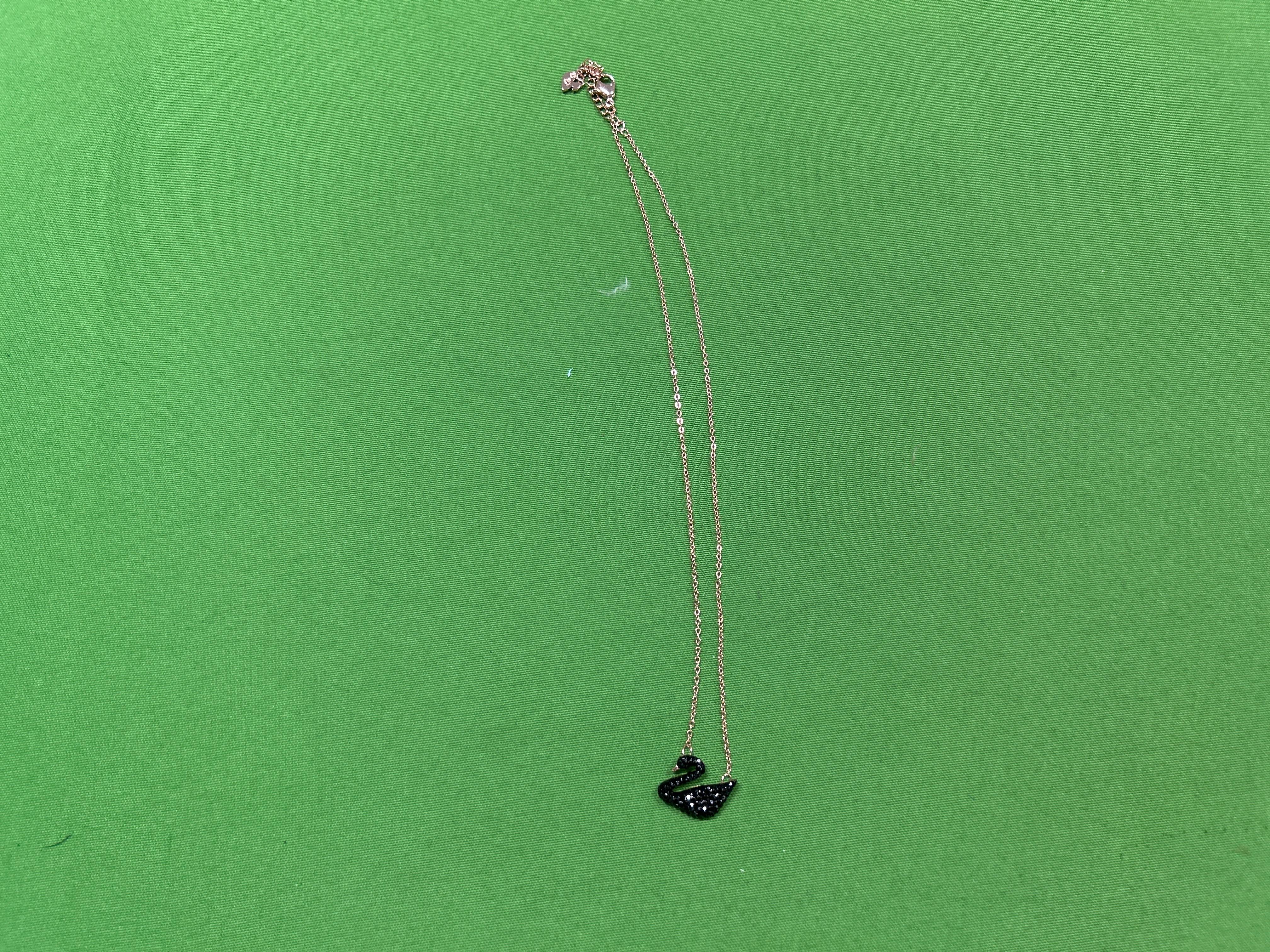 Foto QC 3 de Other Swan Necklace Metal Crystal Black