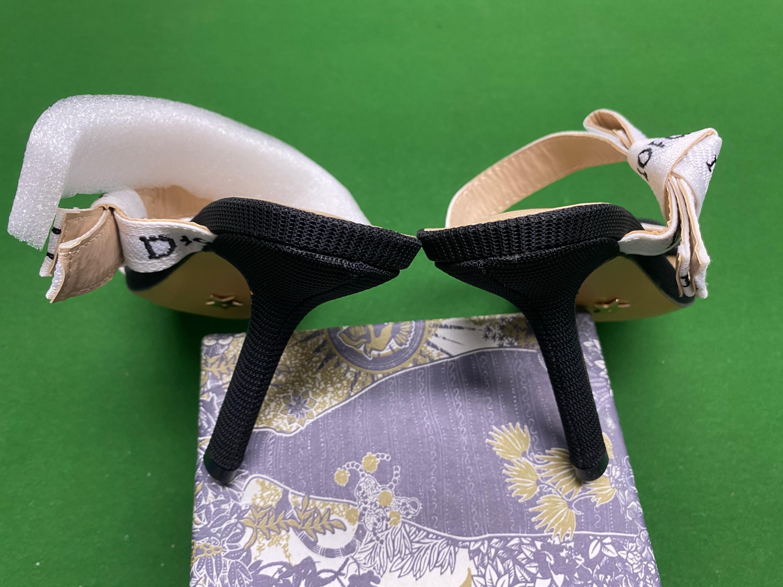 Foto QC 3 de Dior J'Adior Heeled Sandals Logo Ribbon Bow Black White