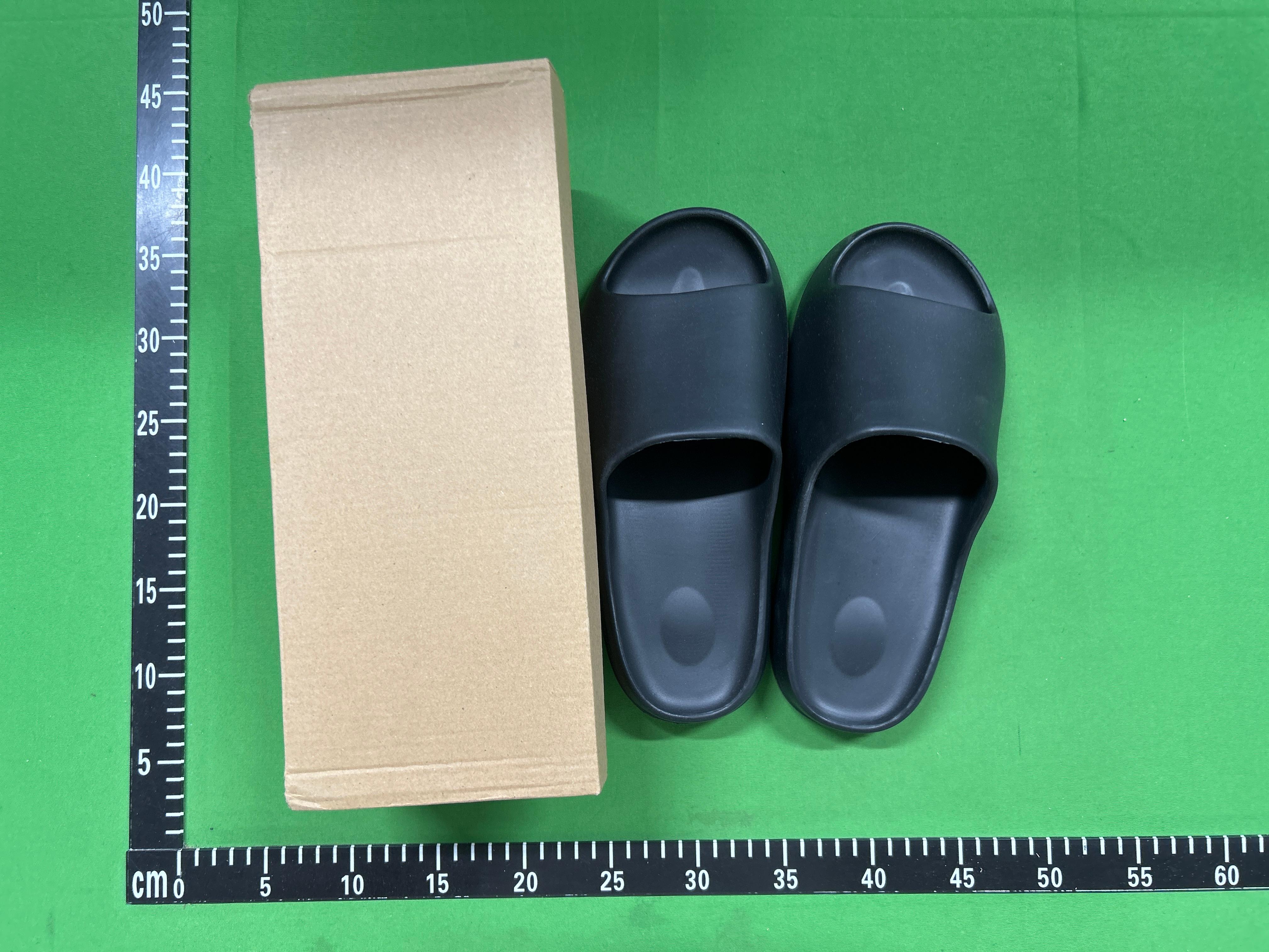 Foto QC 3 de adidas Yeezy Slide EVA Glow Green