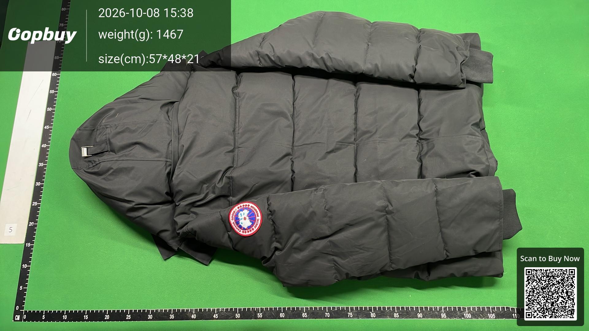 Foto QC 3 de Moose Knuckles Down Puffer Jacket Fur Red