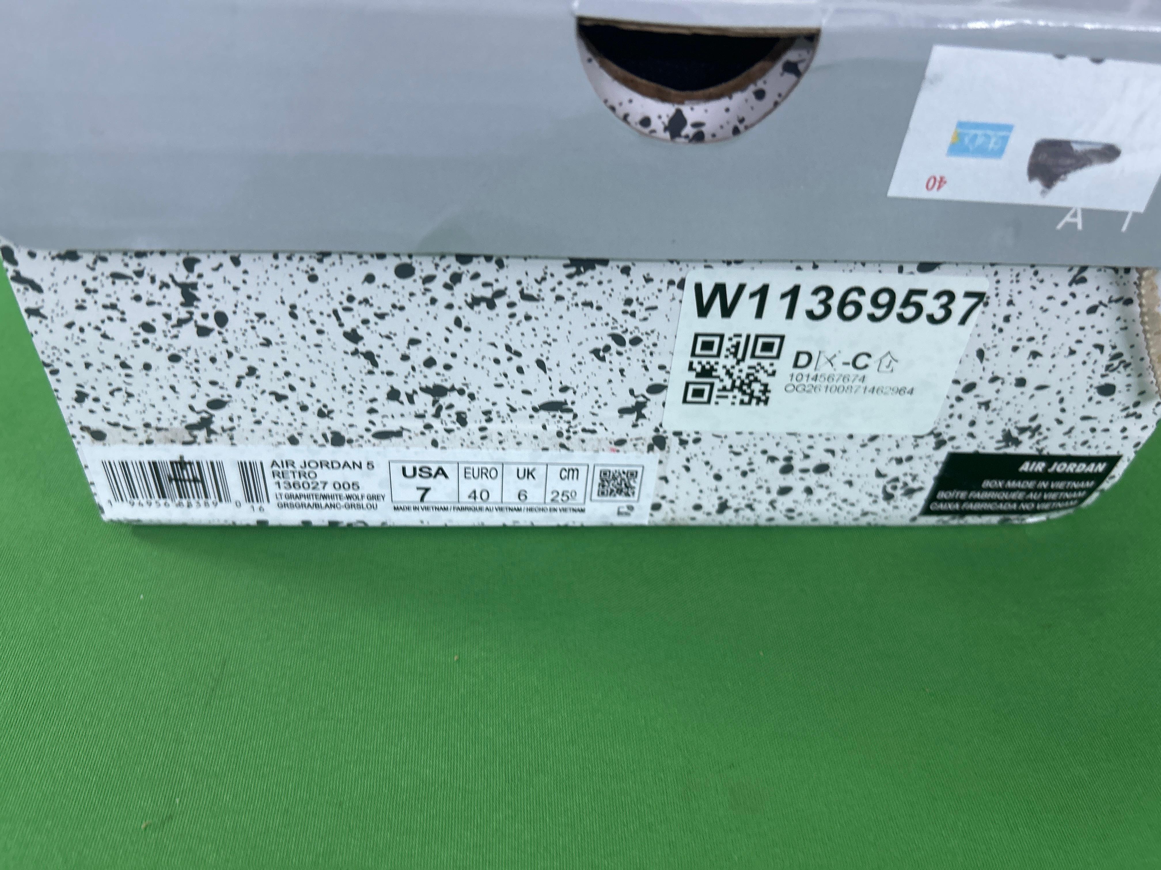 Foto QC 7 de Jordan 5 Retro Gore-Tex Off-Noir DR0092-001