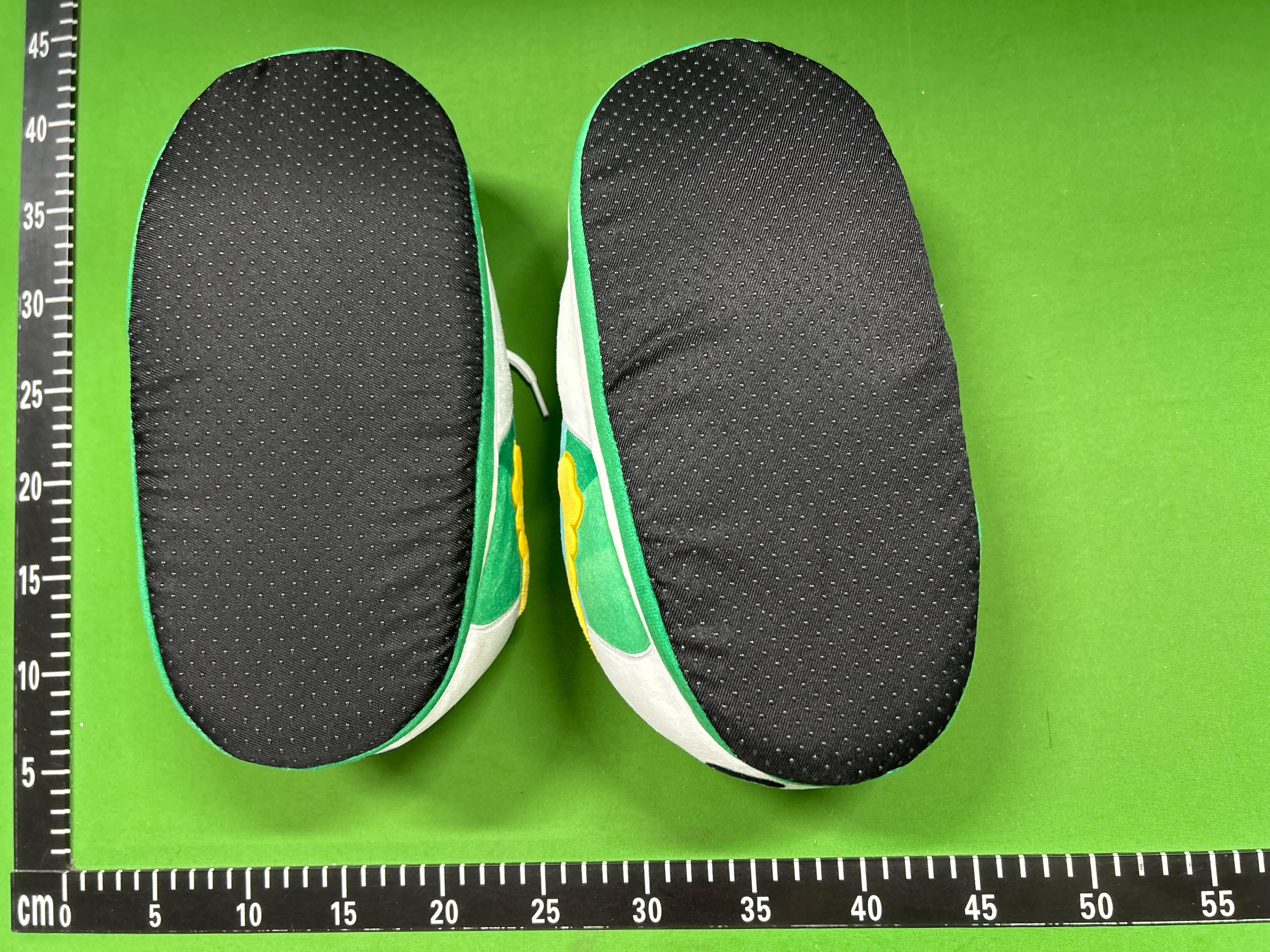 Foto QC 6 de Other Air More Uptempo Slippers Plush Black White