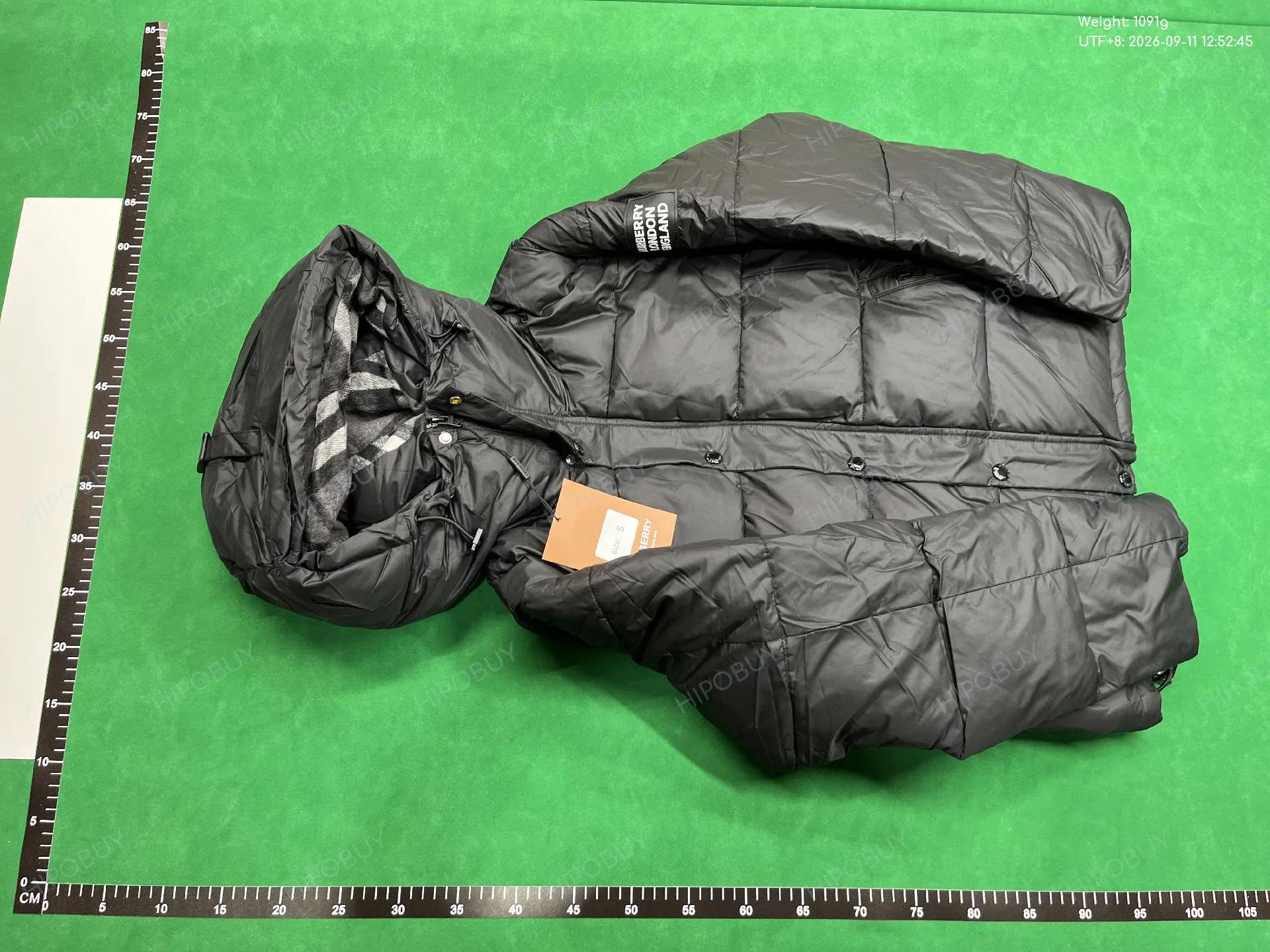 Foto QC 6 de Burberry Puffer Jacket Hooded Vintage Check Black