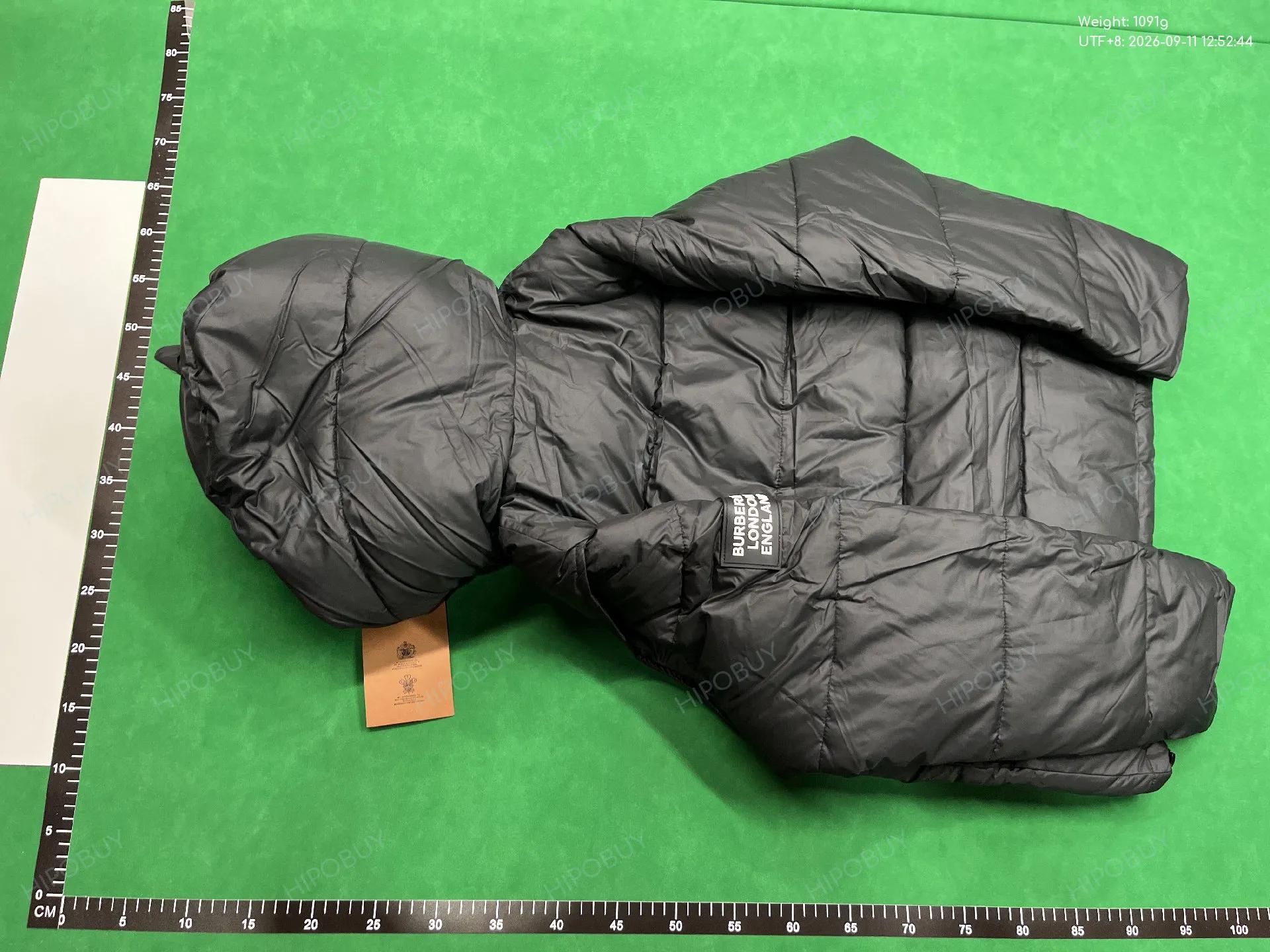 Foto QC 7 de Burberry Puffer Jacket Hooded Vintage Check Black