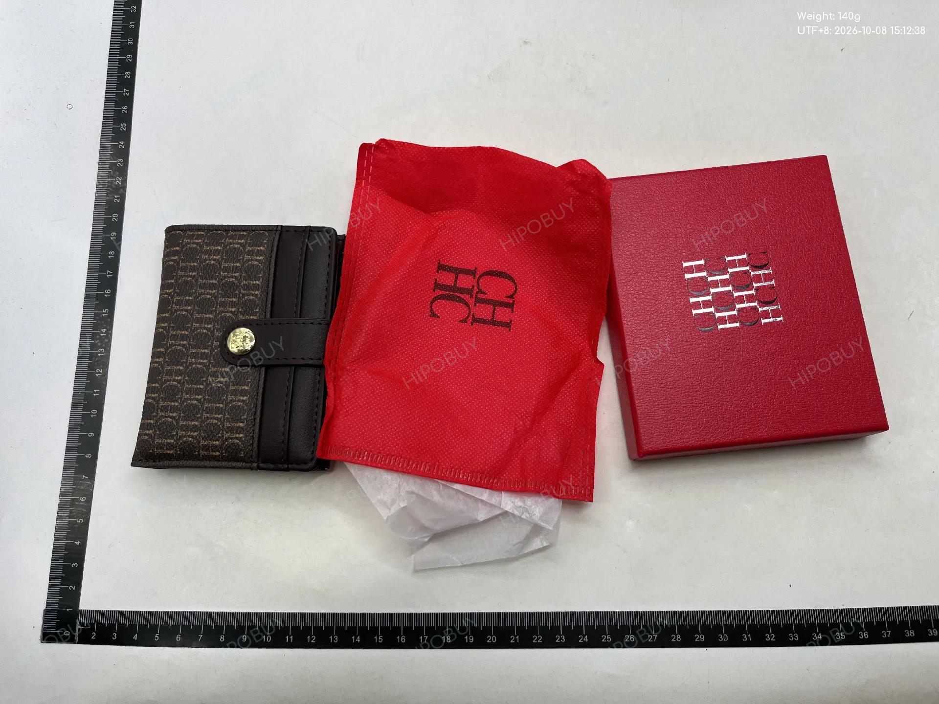 Foto QC 6 de Carolina Herrera Monogram Compact Wallet Embossed Leather Burgundy