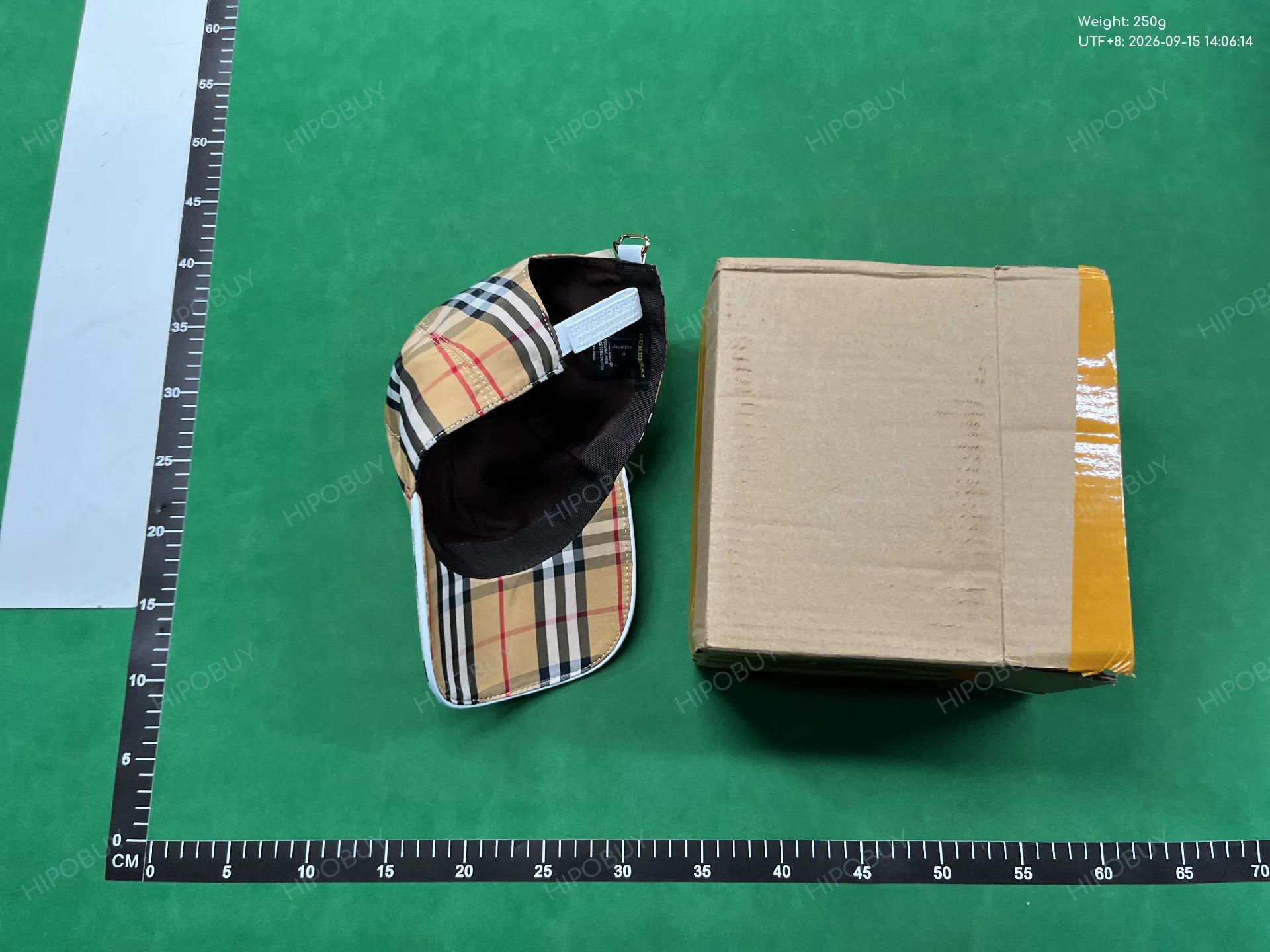 Foto QC 3 de Burberry Vintage Check Cap Archive Beige