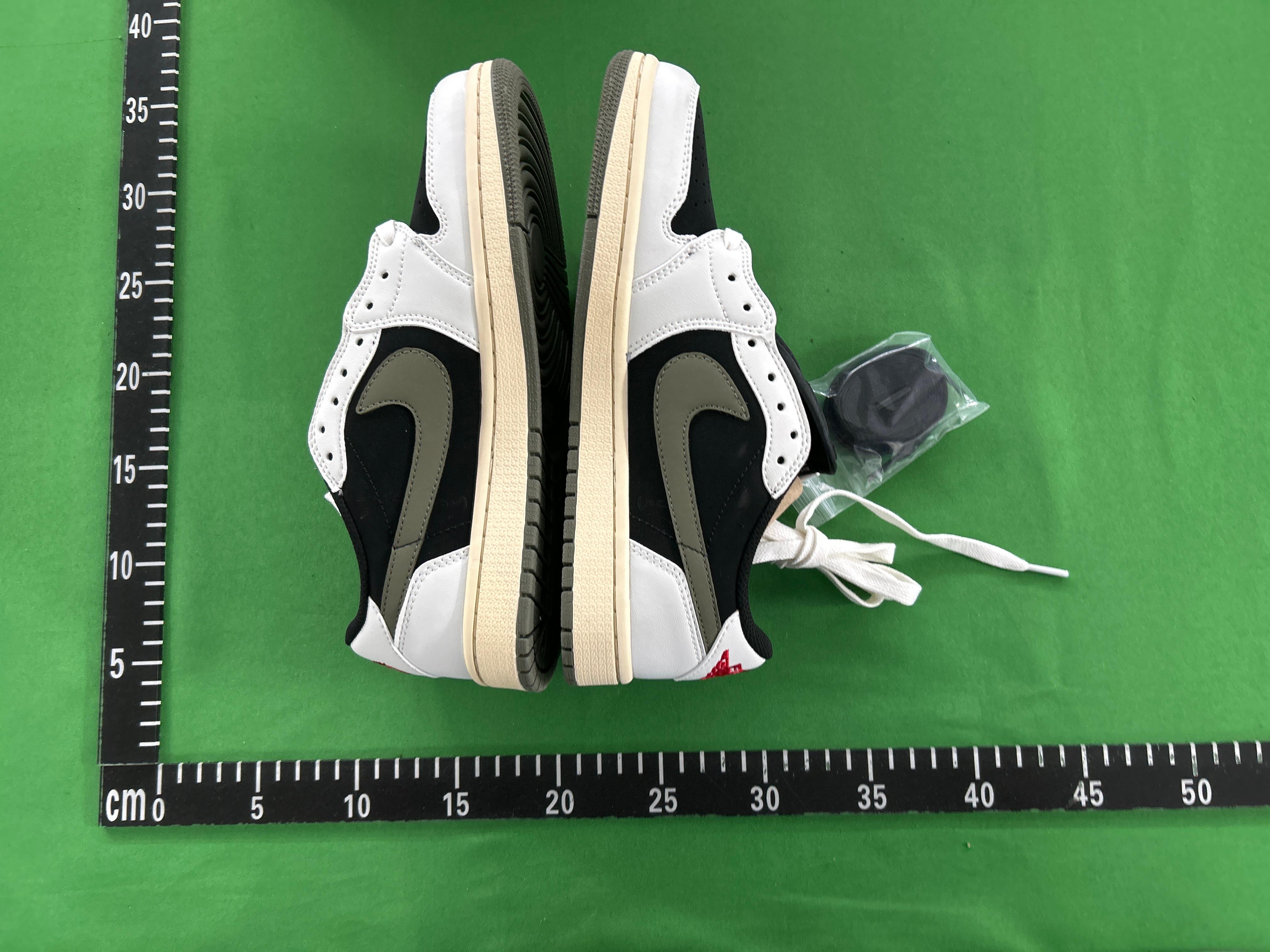 Foto QC 4 de Jordan 1 Retro Low OG SP Travis Scott Black Phantom DM7866-001