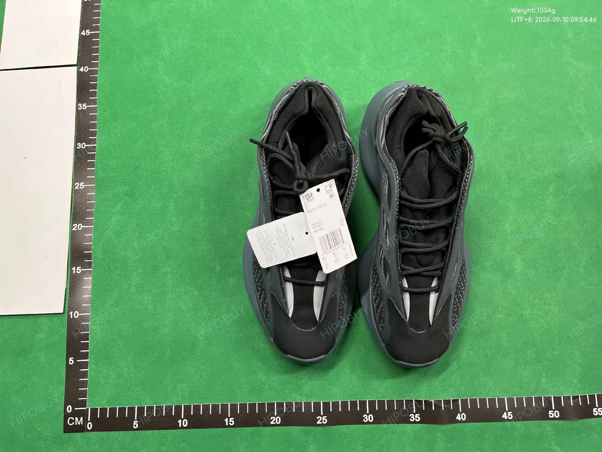 Foto QC 6 de adidas Yeezy 700 V3 Alvah H67799