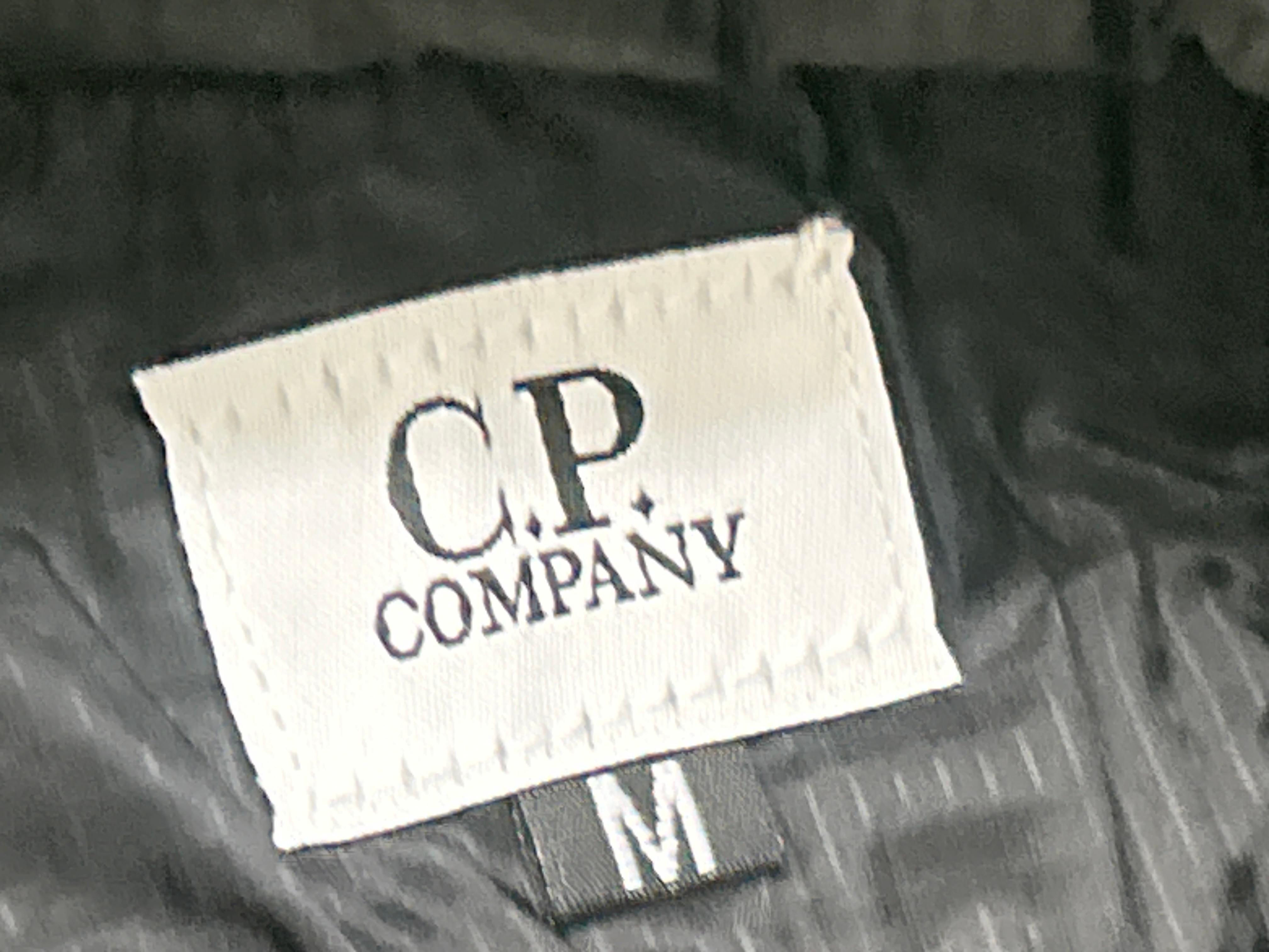 Foto QC 6 de C.P. Company Puffer Jacket Knit Sleeve Hooded Lens Grey
