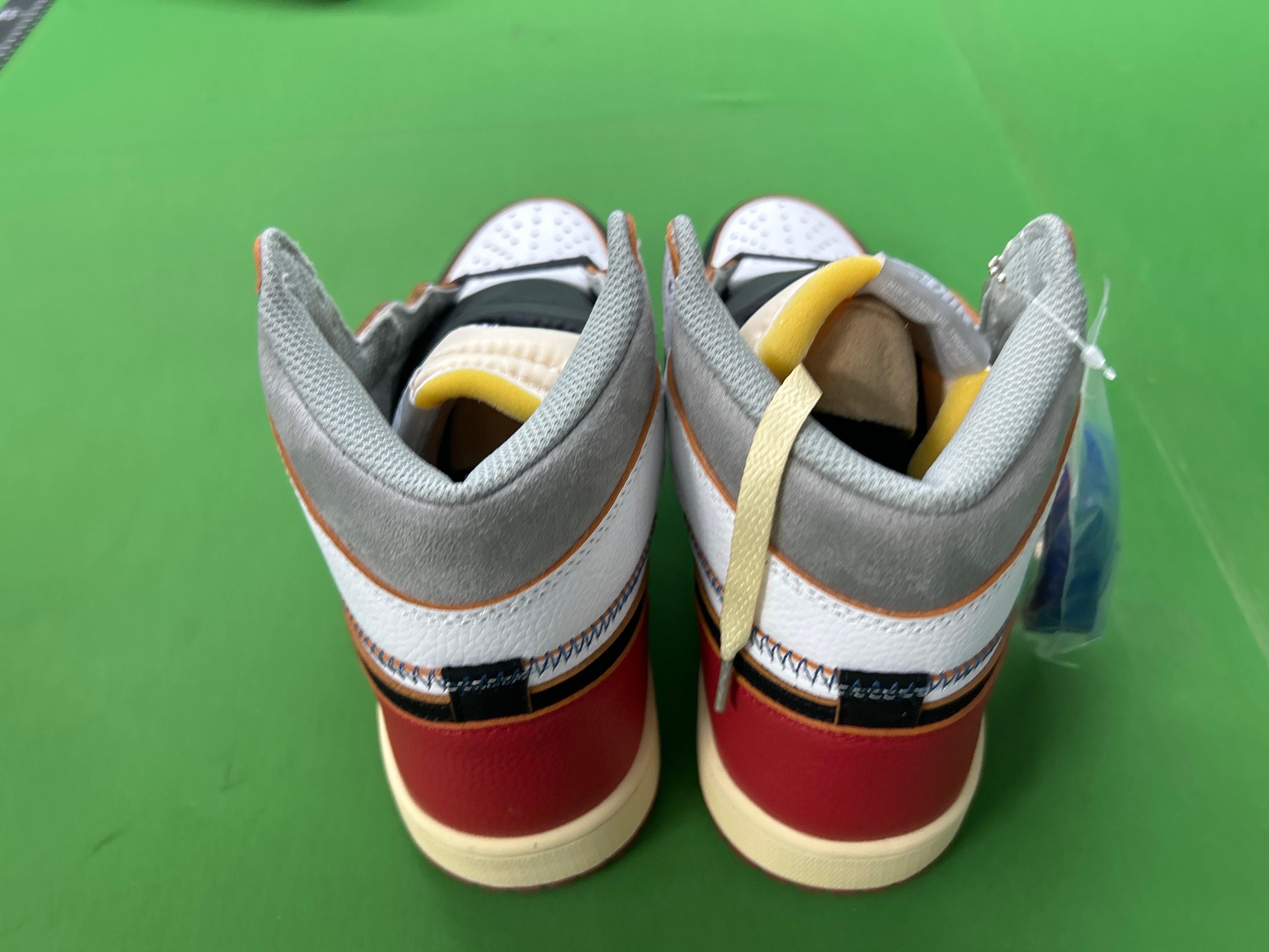 Foto QC 3 de Jordan 1 Retro High OG Bred Toe 555088-610