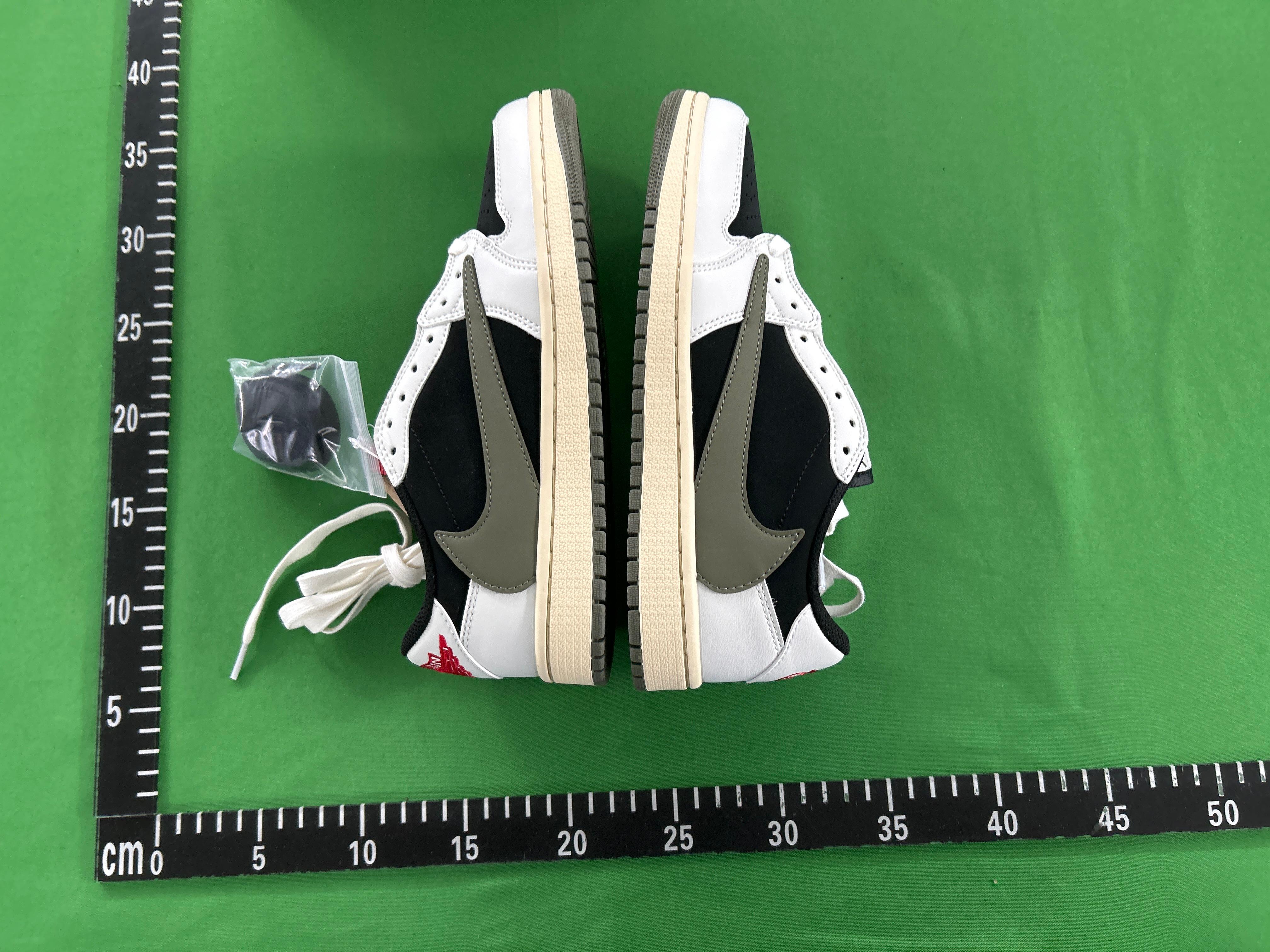 Foto QC 5 de Jordan 1 Retro Low OG SP Travis Scott Black Phantom DM7866-001