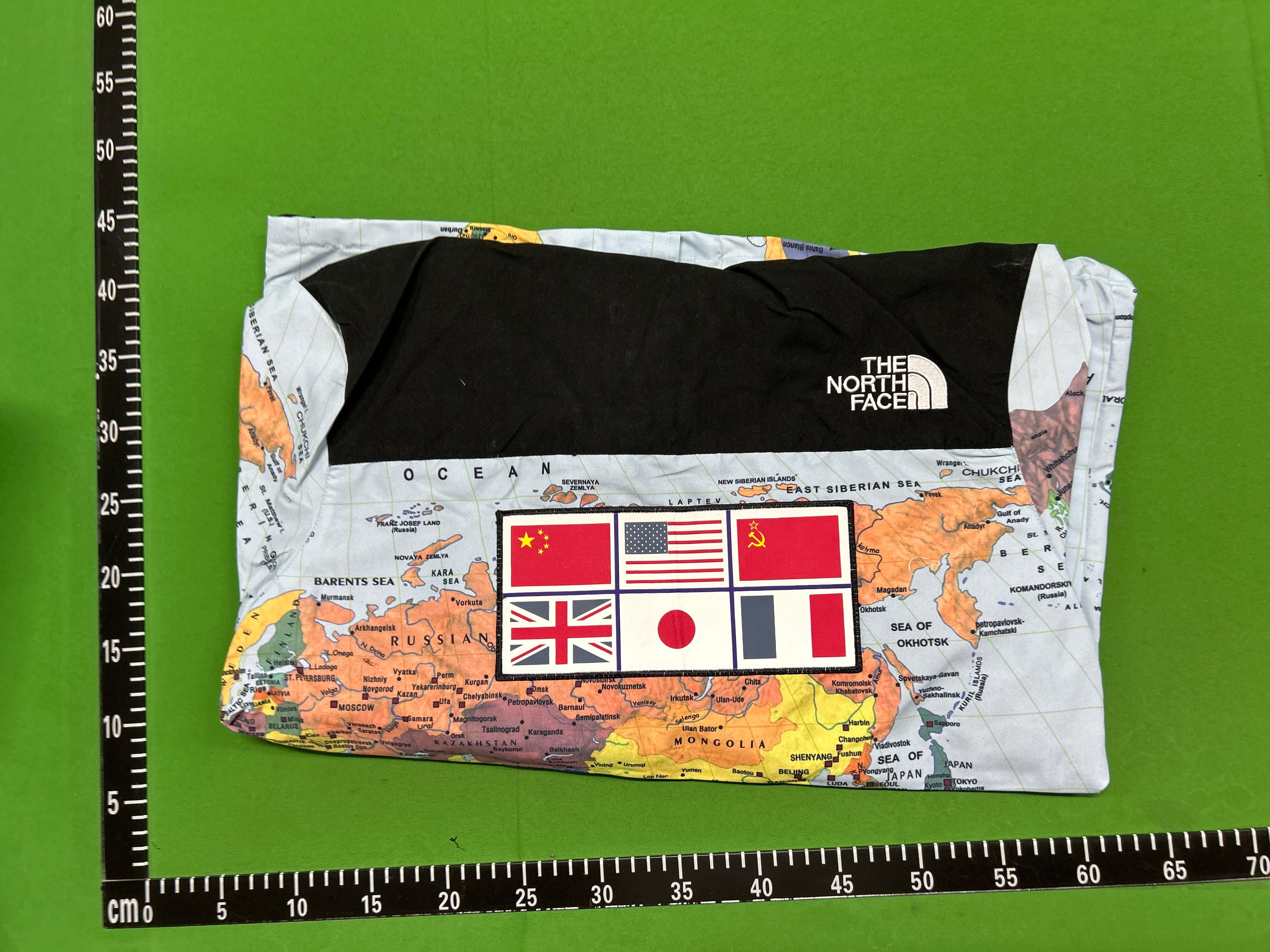 Foto QC 1 de The North Face Supreme Mountain Light Jacket Power Orange