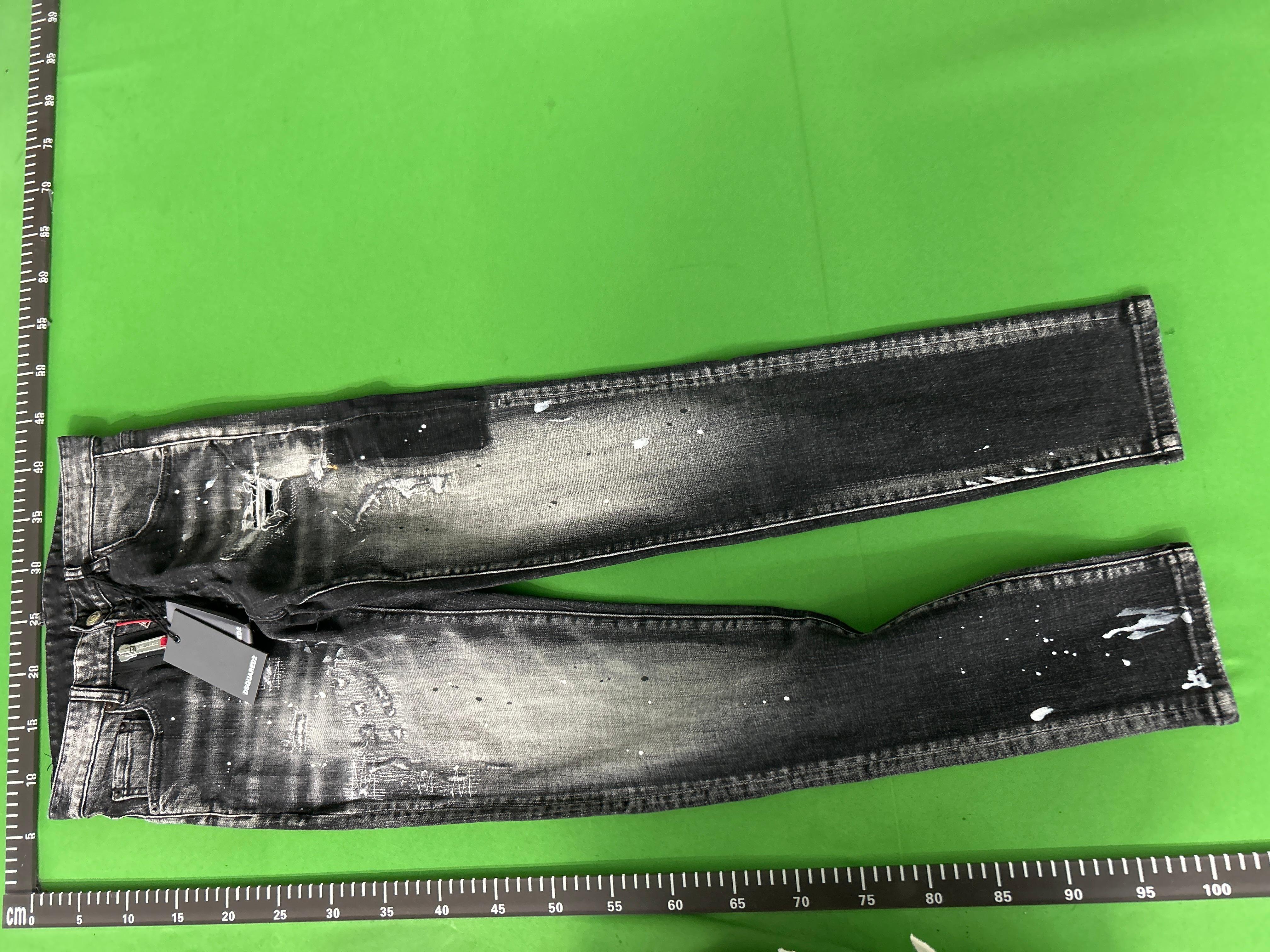 Foto QC 2 de Philipp Plein Jeans Distressed Studded Biker Slim Grey