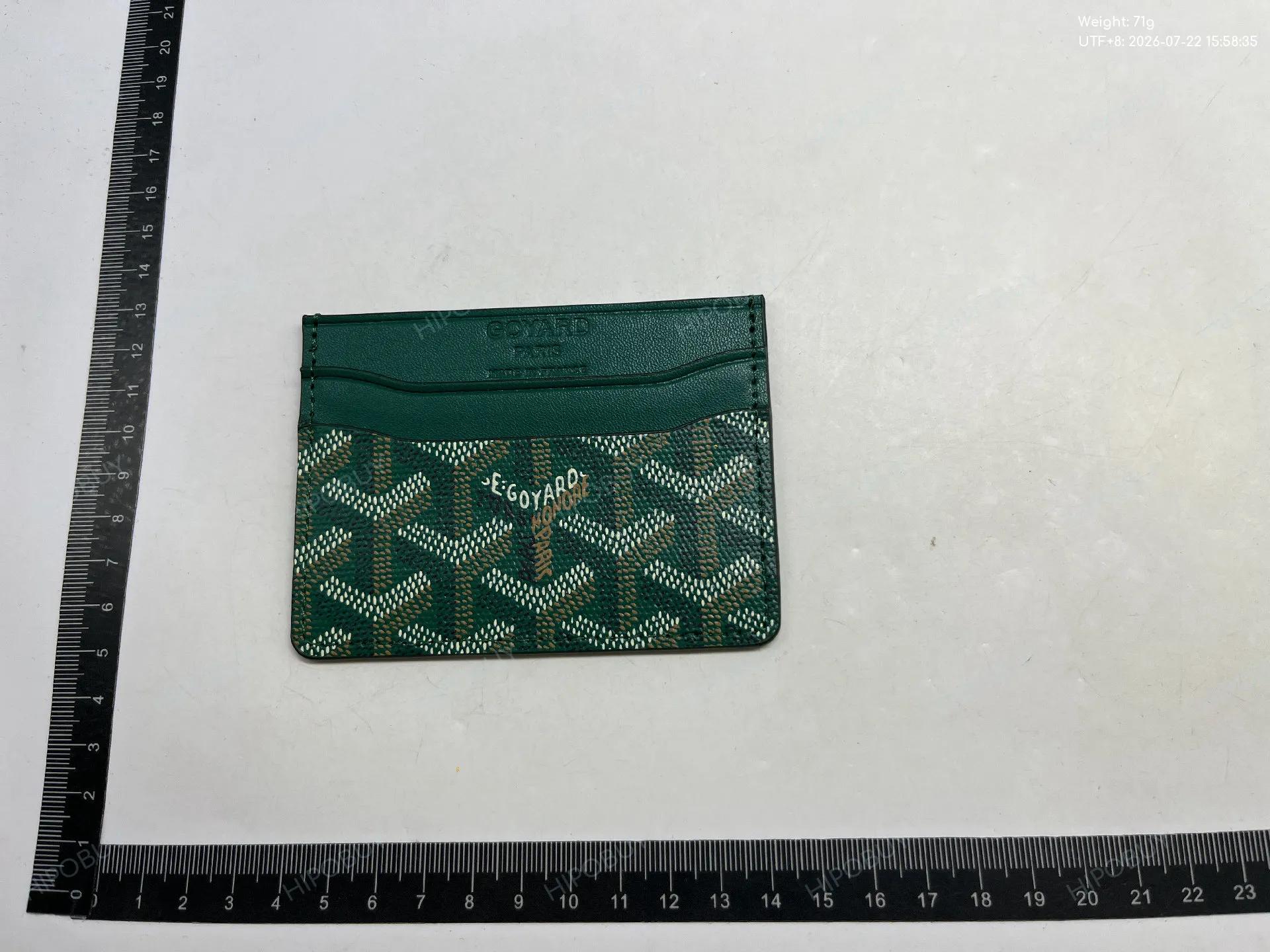 Foto QC 1 de Goyard Jouvence Toiletry Bag PM White Goyardine Canvas