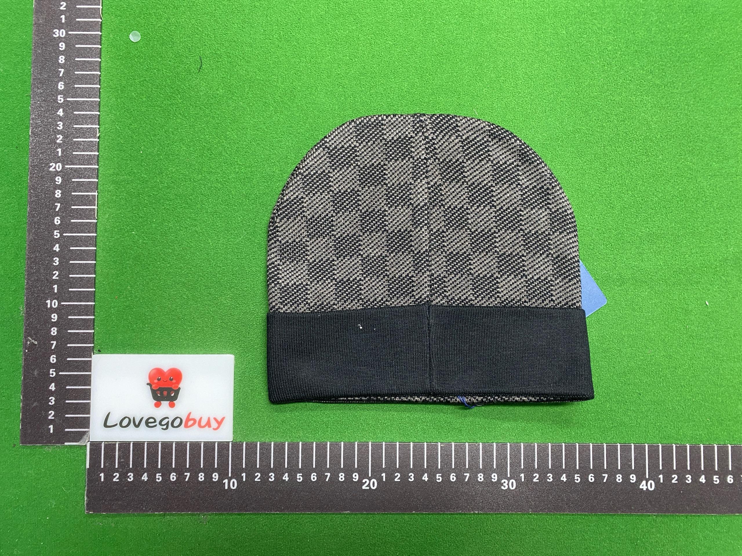 Foto QC 5 de The North Face Logo Box Beanie White