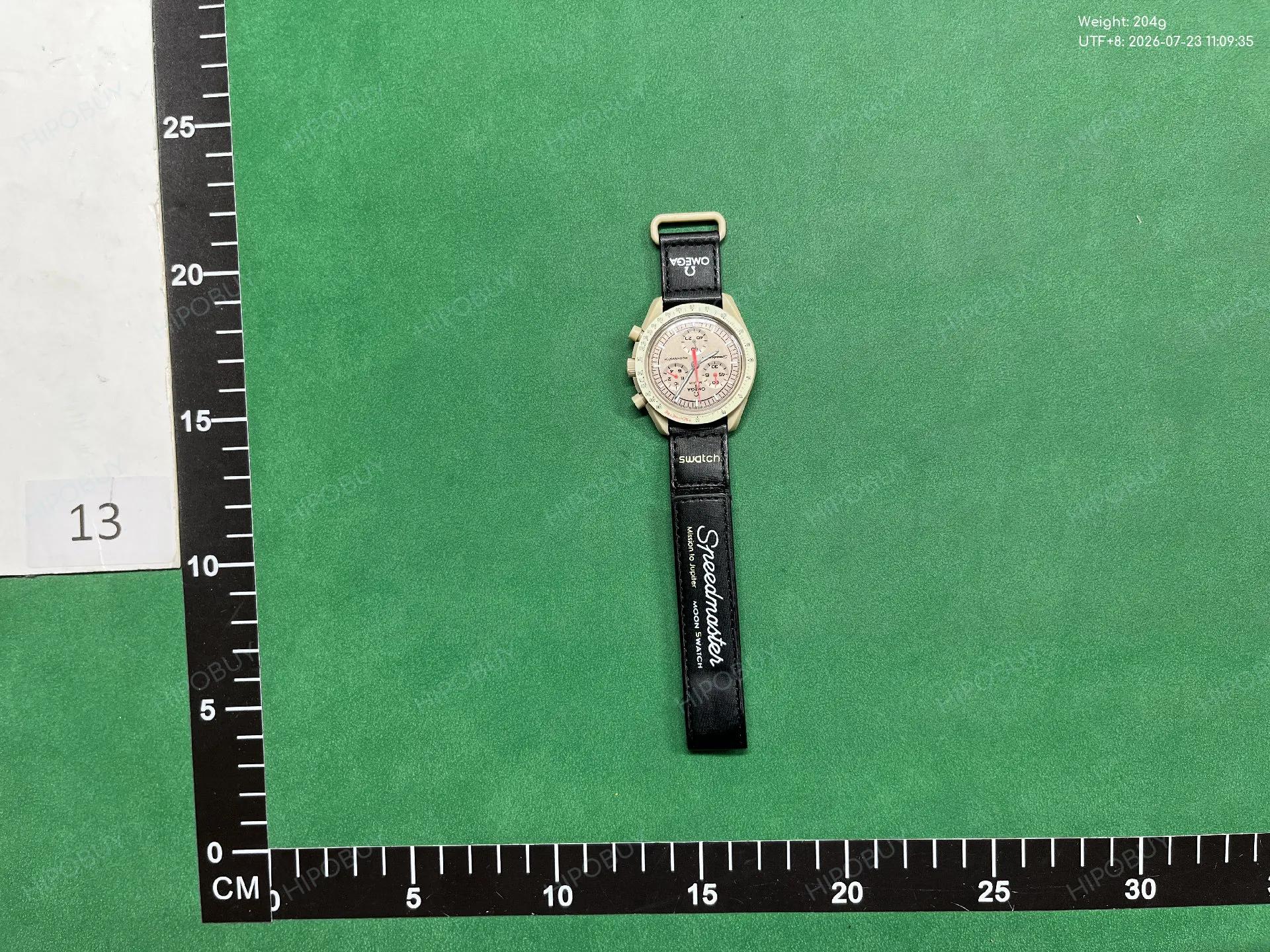 Foto QC 1 de Omega x Swatch Bioceramic Moonswatch Mission To Pluto SO33M101