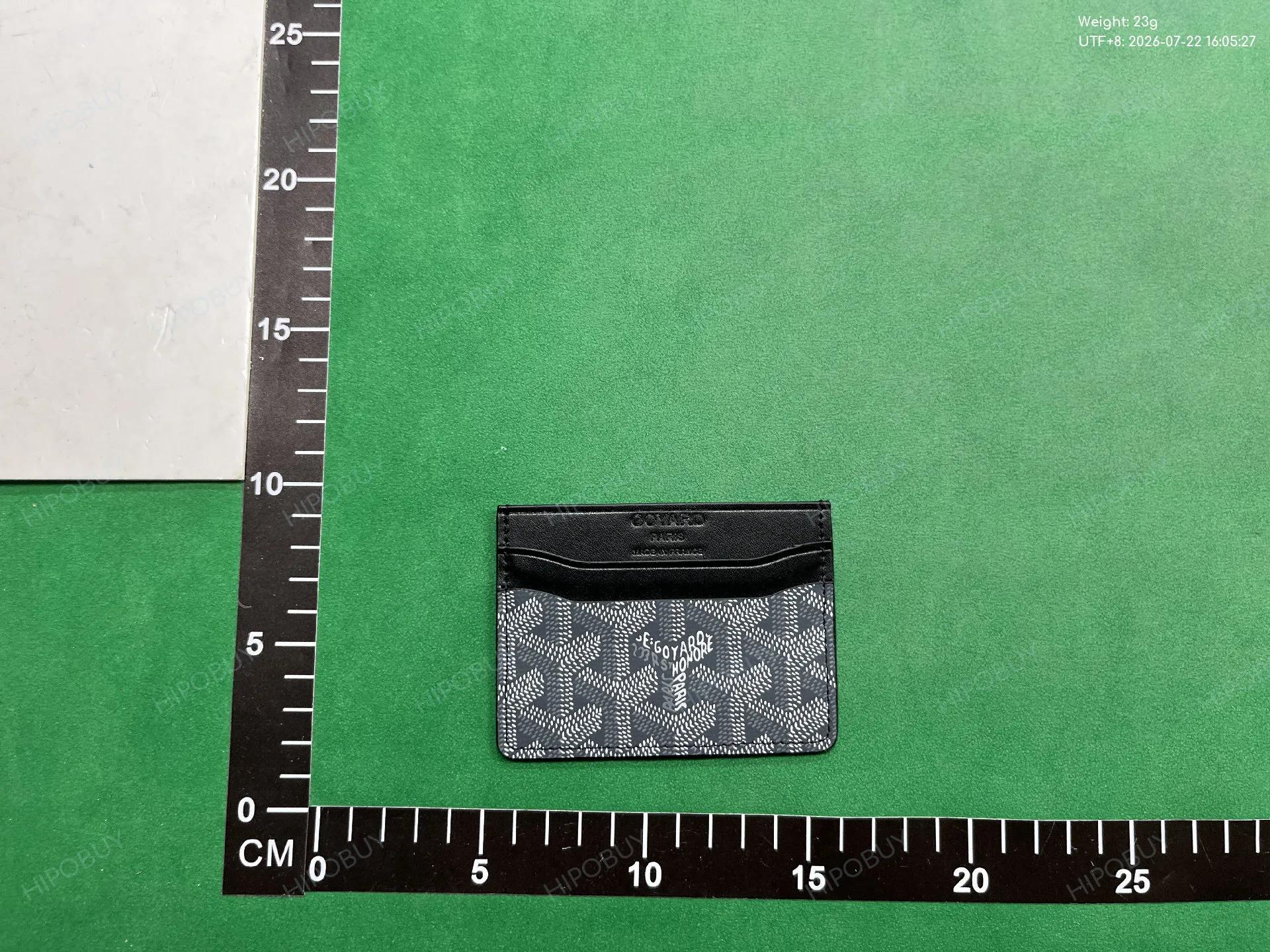 Foto QC 4 de Goyard Jouvence Toiletry Bag PM White Goyardine Canvas
