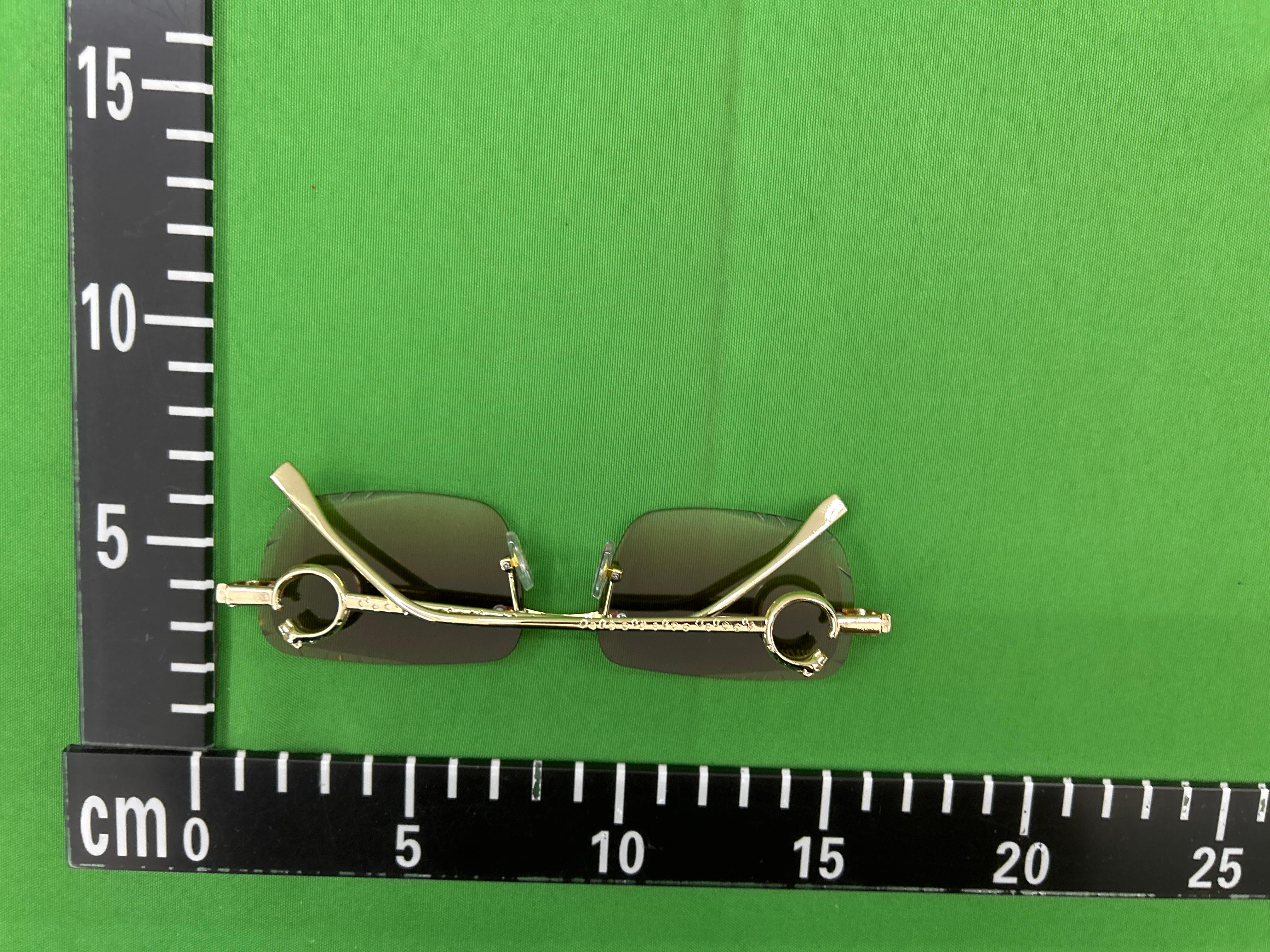 Foto QC 5 de Louis Vuitton LV Waimea Square-Frame Acetate Sunglasses Matte Brown Monogram (Z1082W)