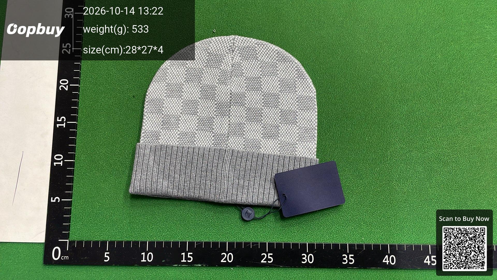 Foto QC 6 de Louis Vuitton Damier Beanie Pink