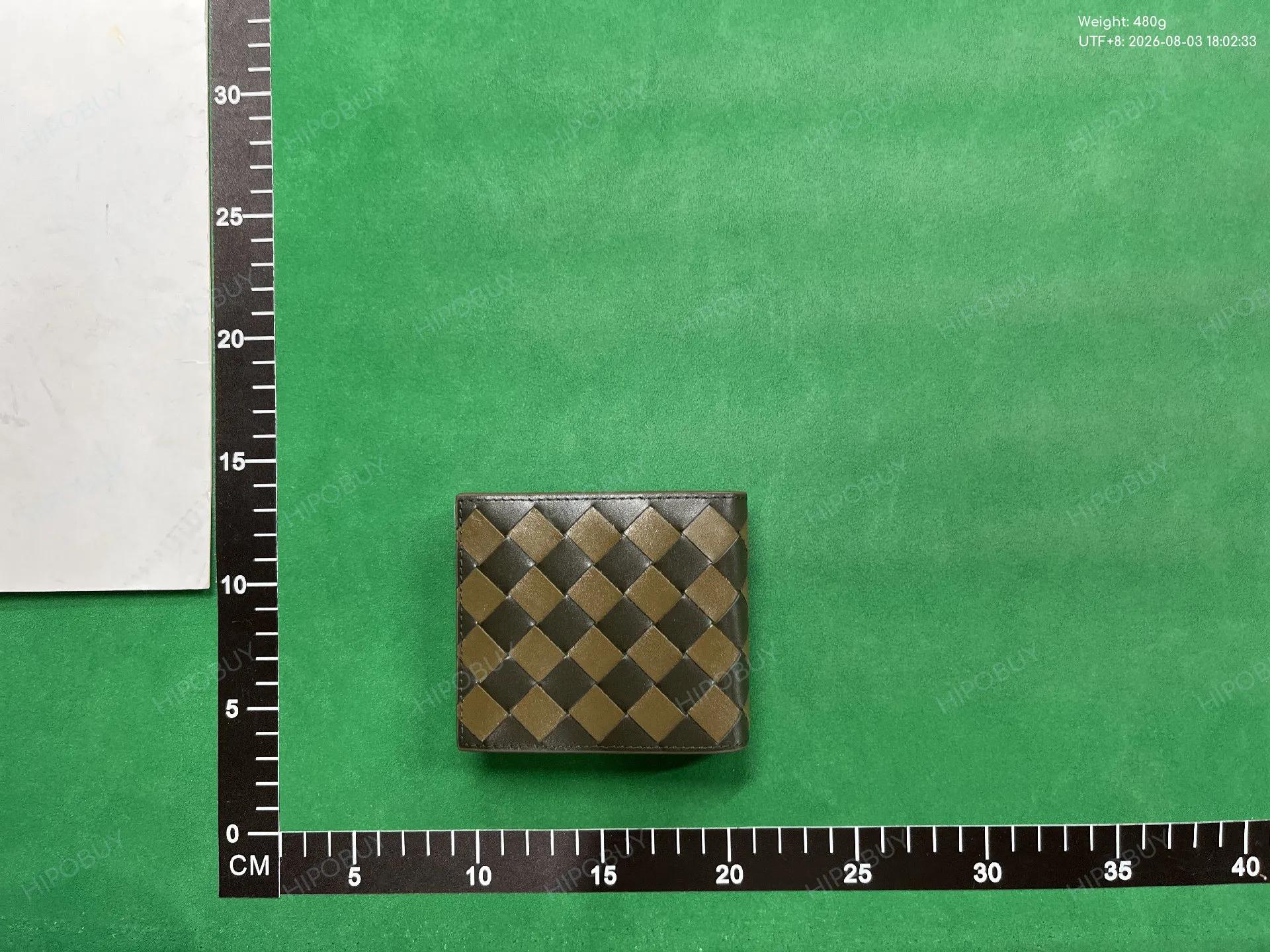 Foto QC 6 de Bottega Veneta Intrecciato Bi-fold Wallet Leather Dark Green Travertine