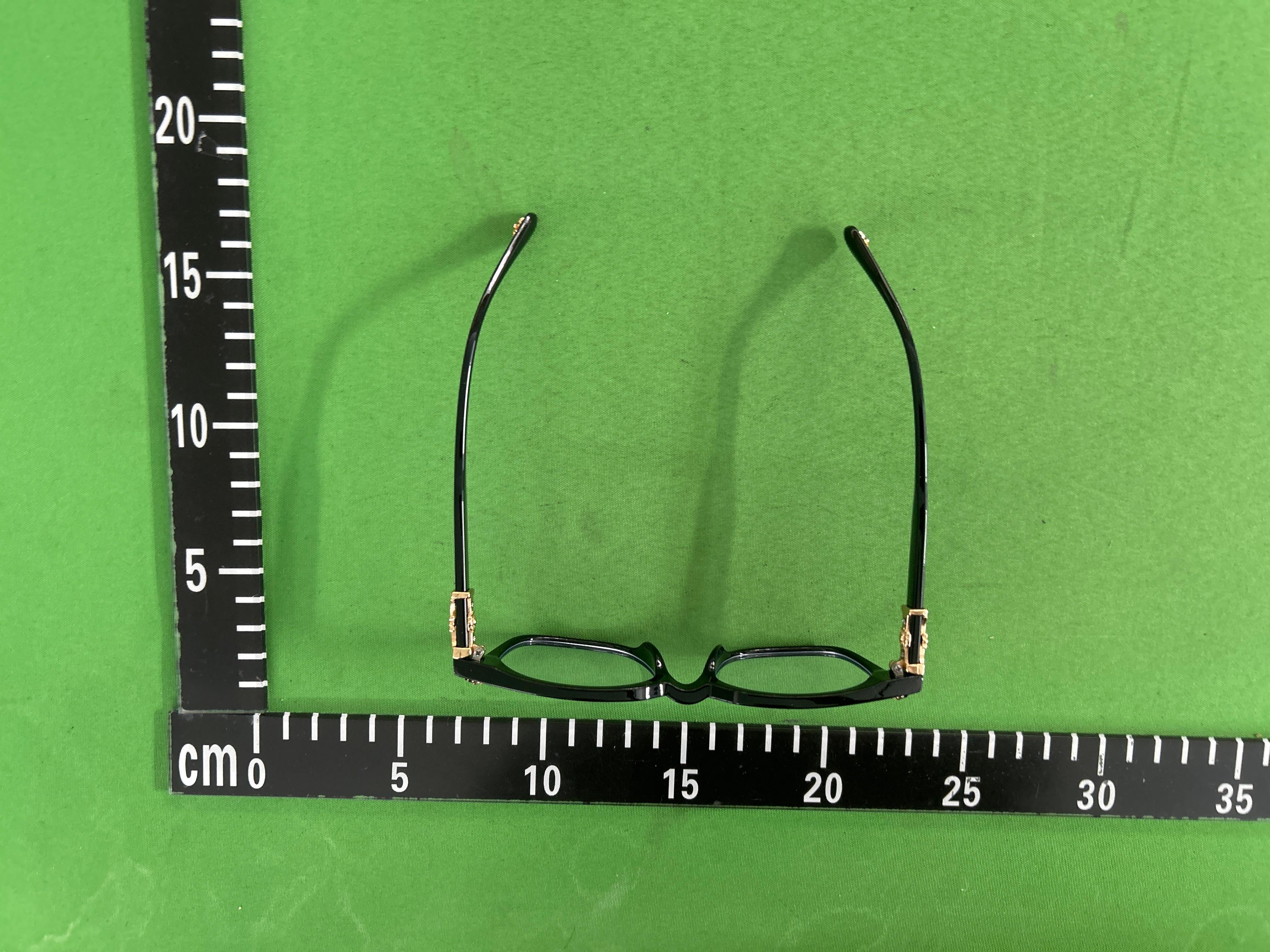 Foto QC 1 de Chrome Hearts Cox Ucker Square-Frame Acetate Sunglasses Black Black (COX-UCKER BK-SS)