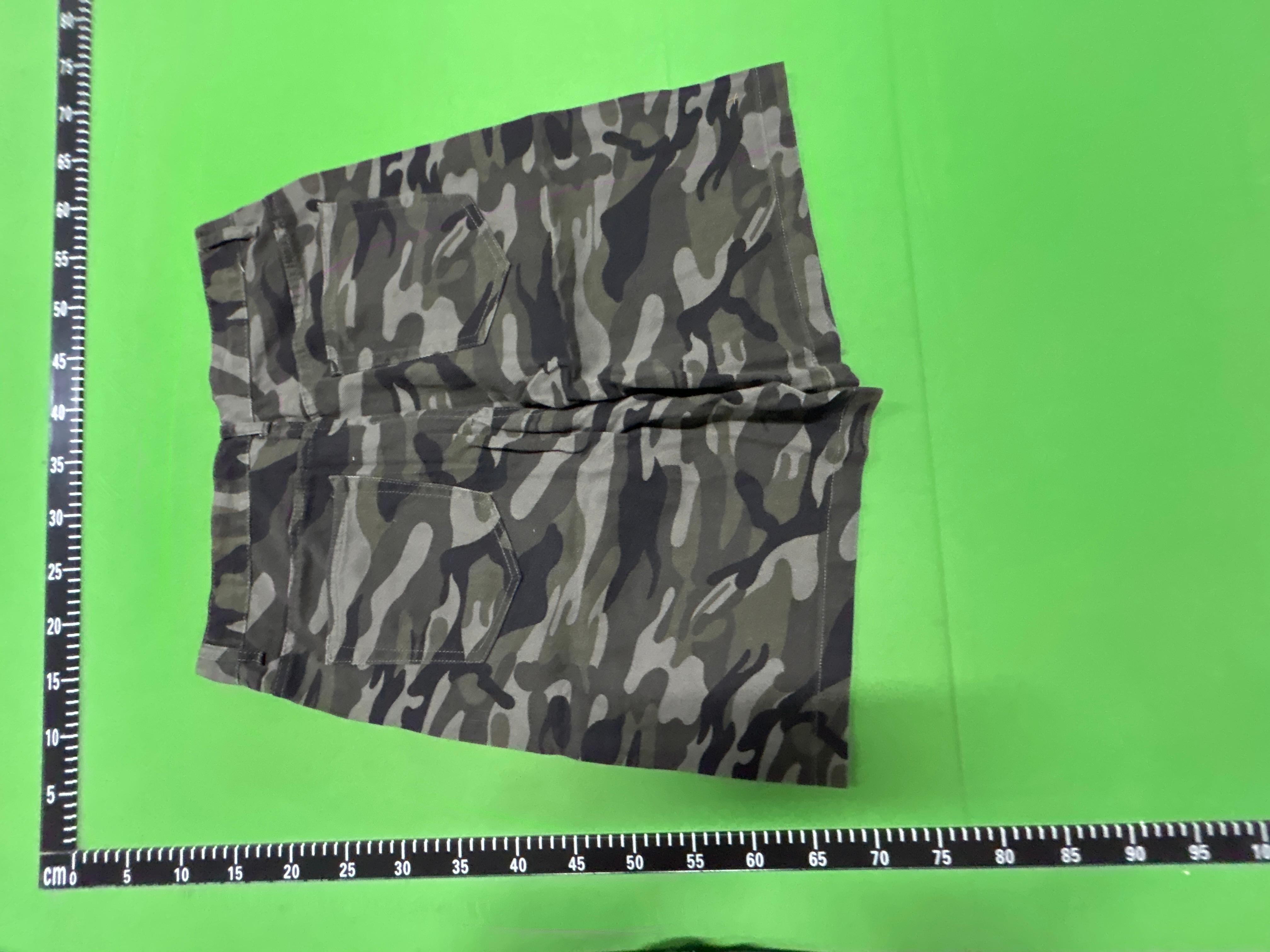 Foto QC 7 de Nirben Denim Shorts Camo Loose Grey