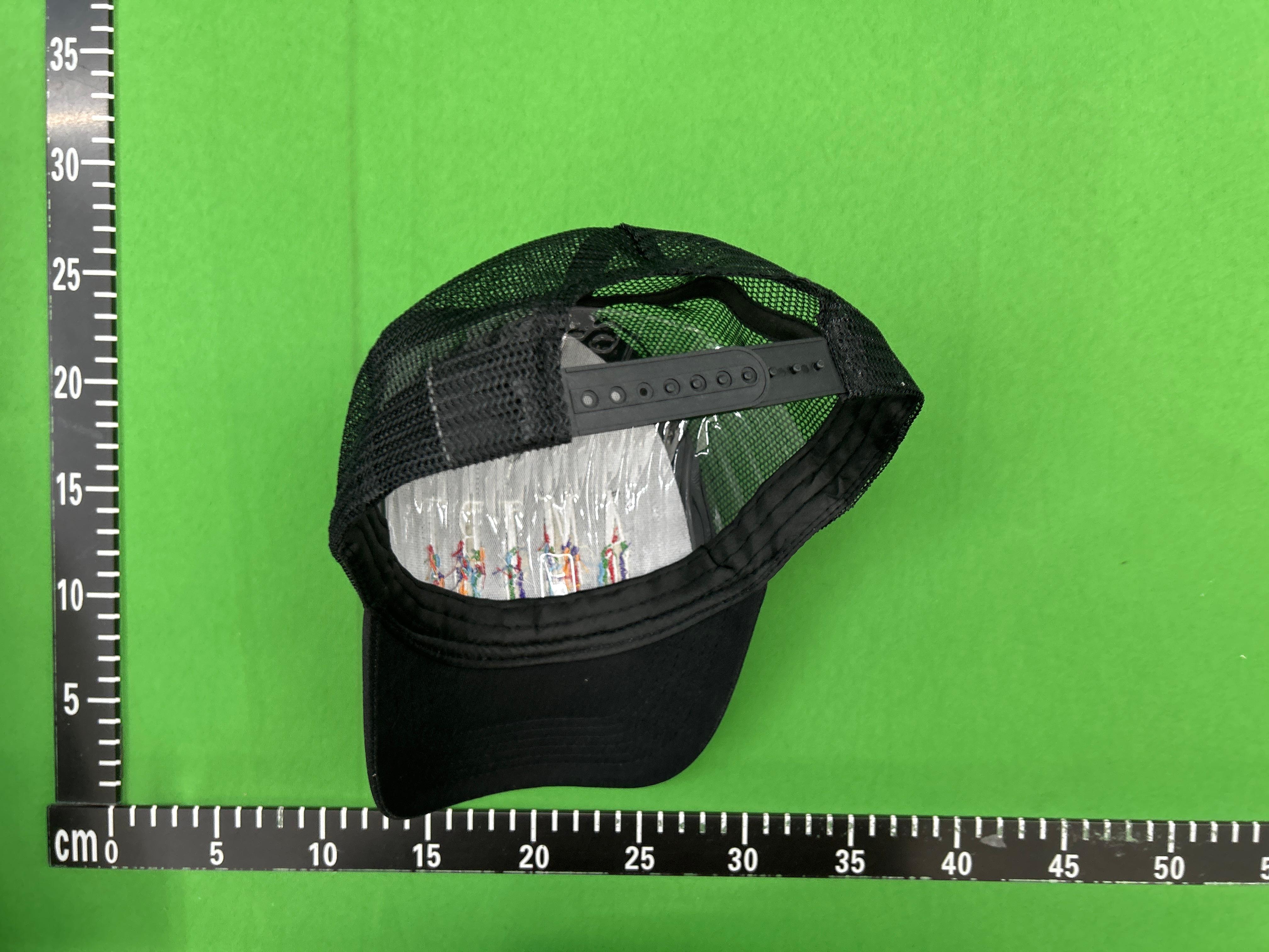 Foto QC 2 de Amiri Logo Trucker Cap Navy