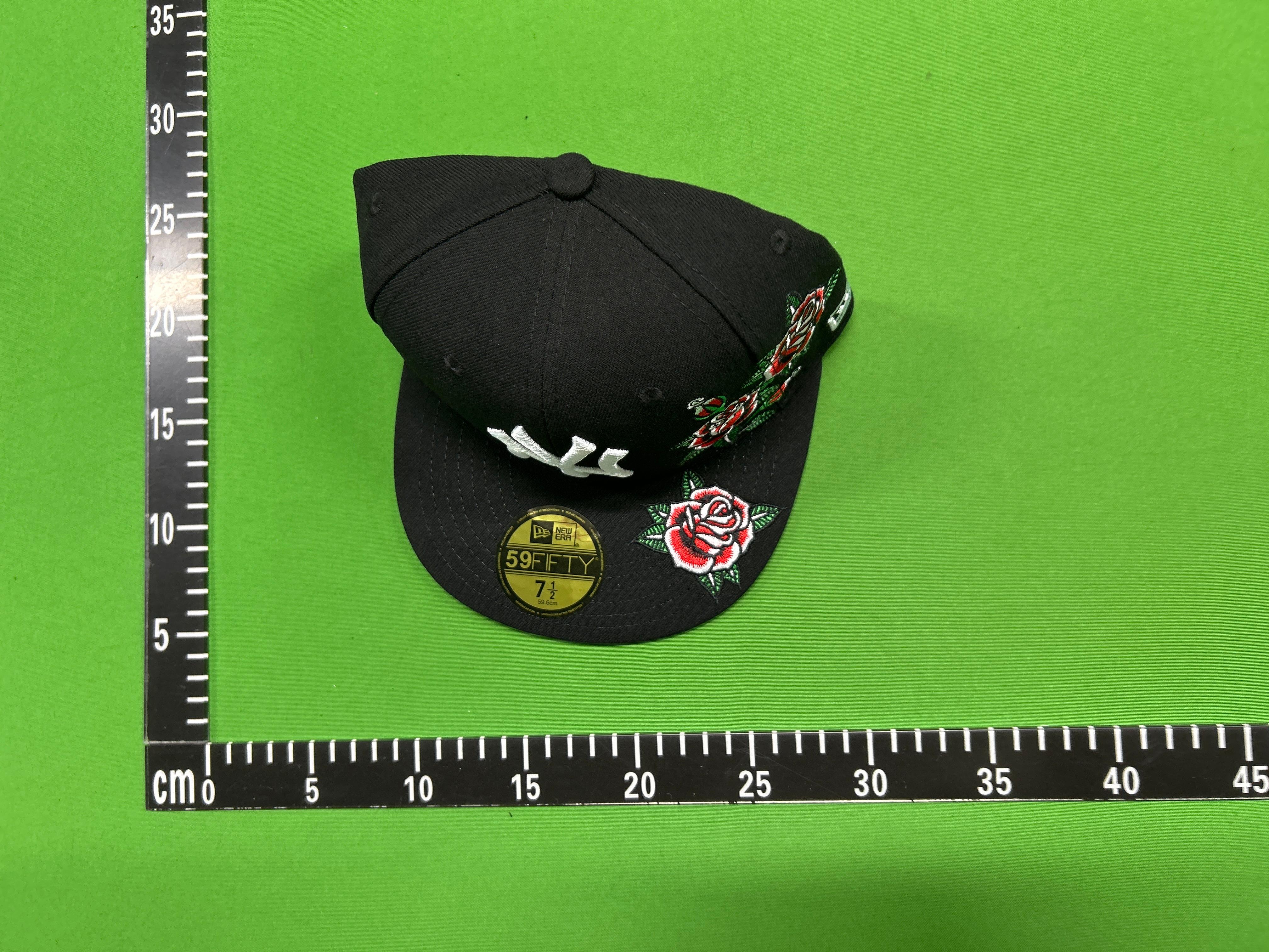 Foto QC 4 de New Era NY Yankees Rose 59FIFTY Cap Black